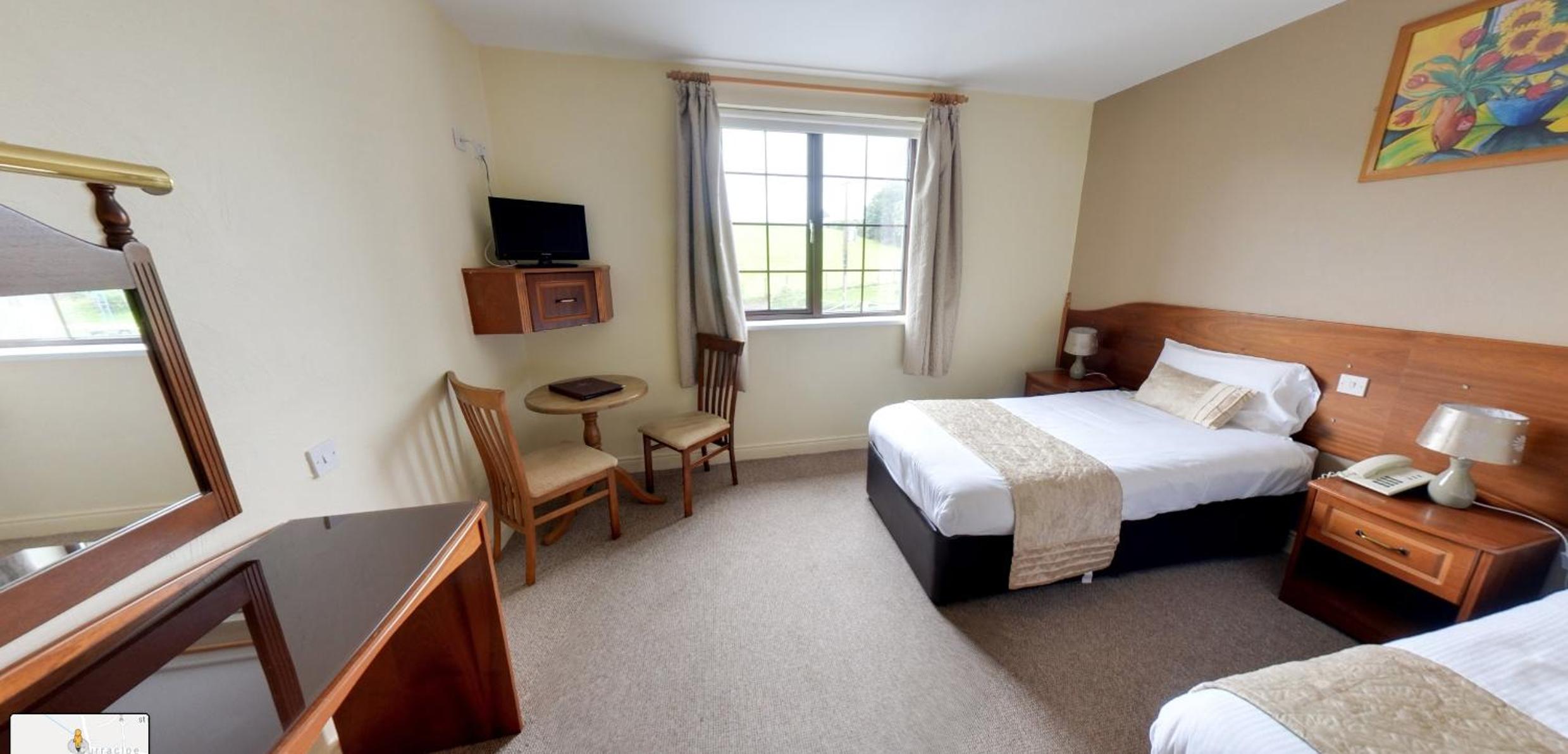 Double Room - Photo 2