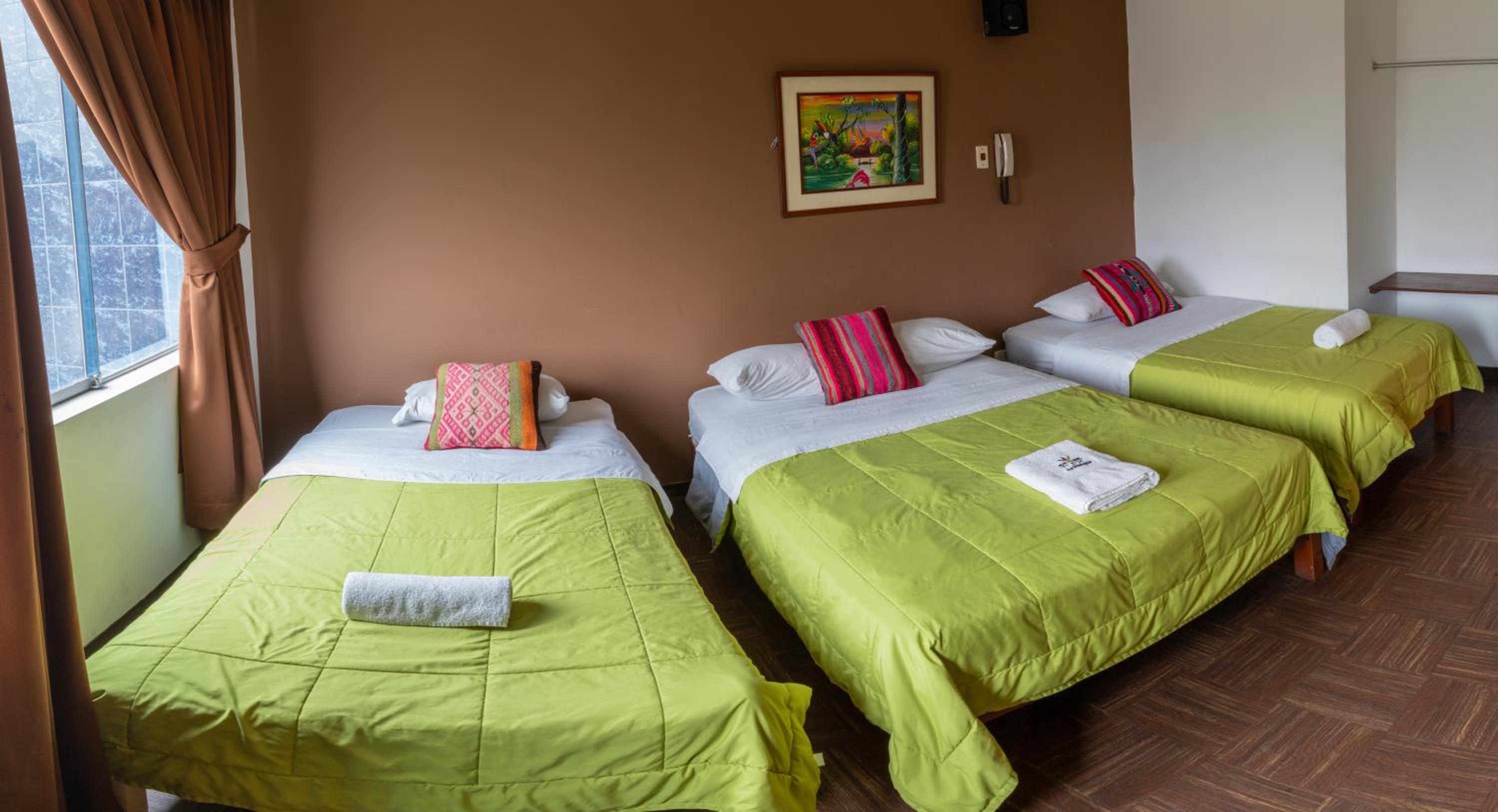Triple Room with Private Bathroom photo 3