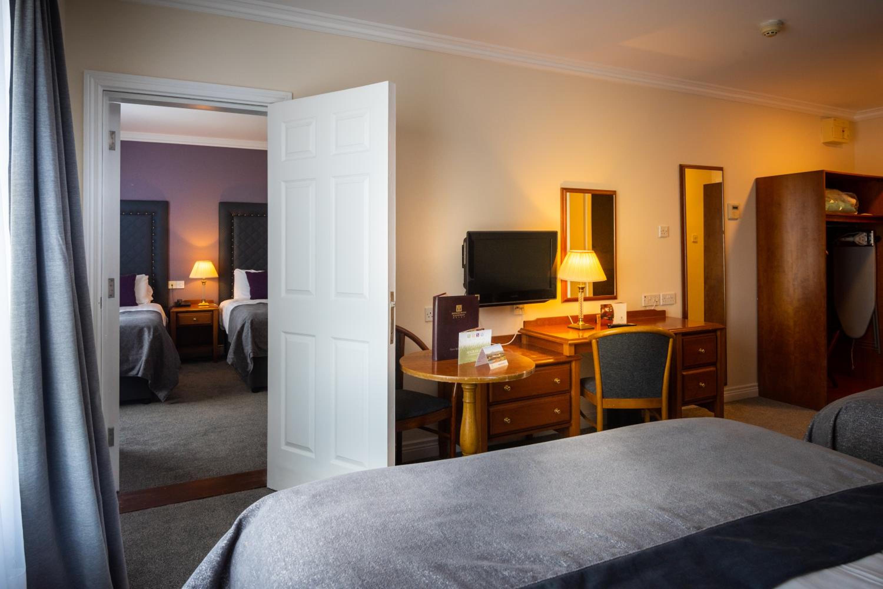 Double And Single Bed Room photo 3