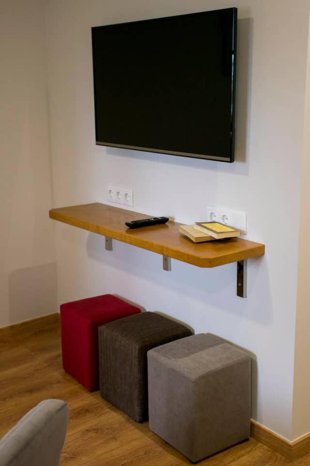 Two-Bedroom Apartment - Photo 5