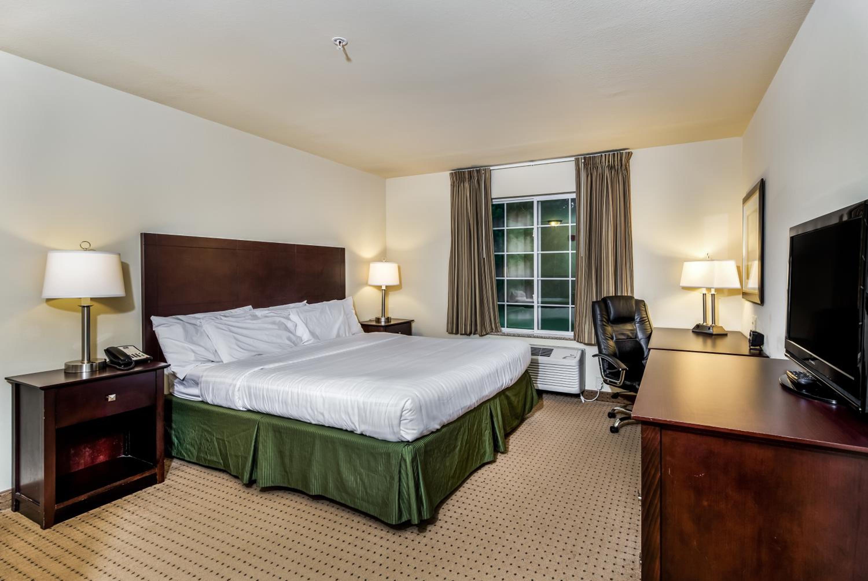 King Room with Spa Bath