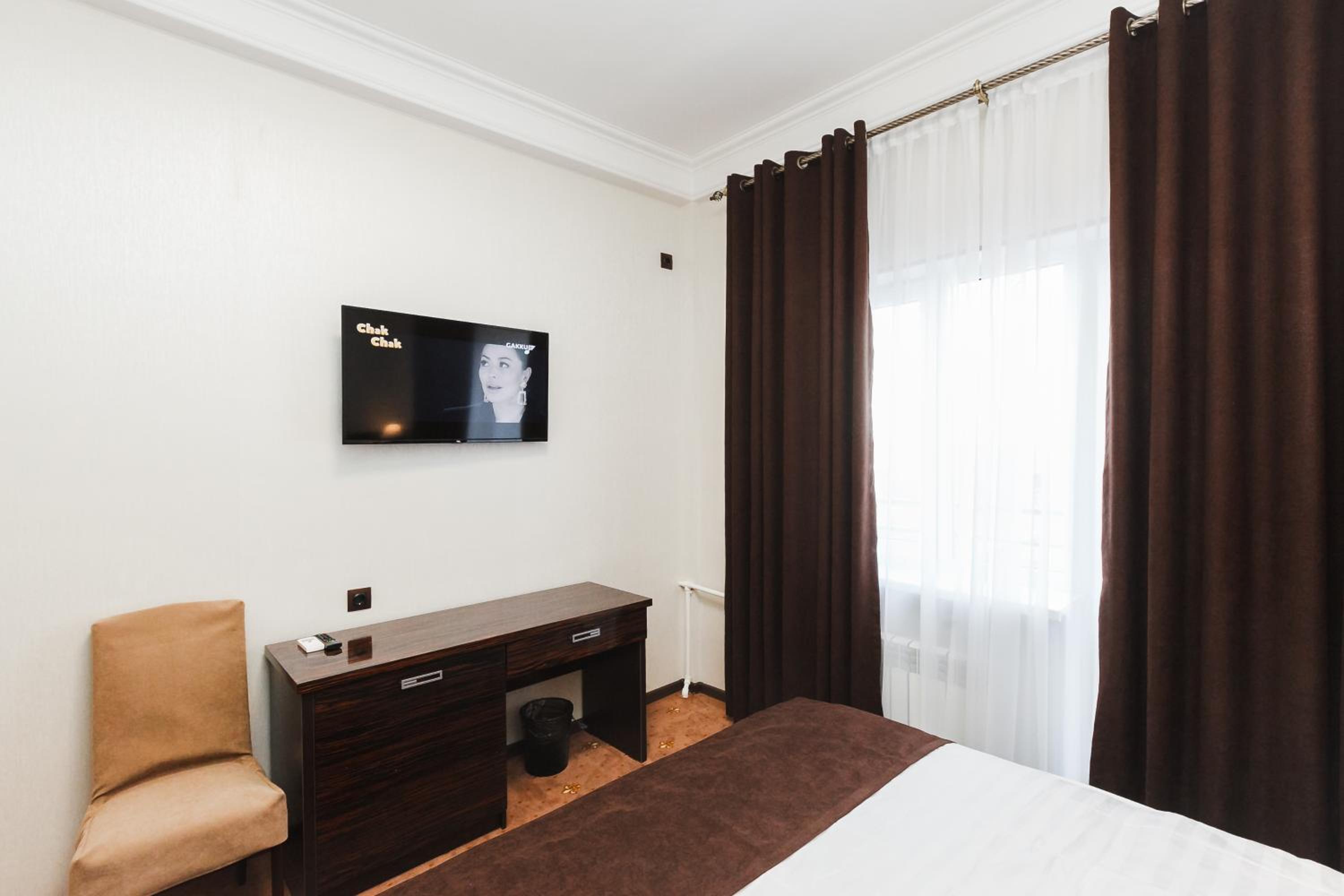 Standard Double Room - Photo 3
