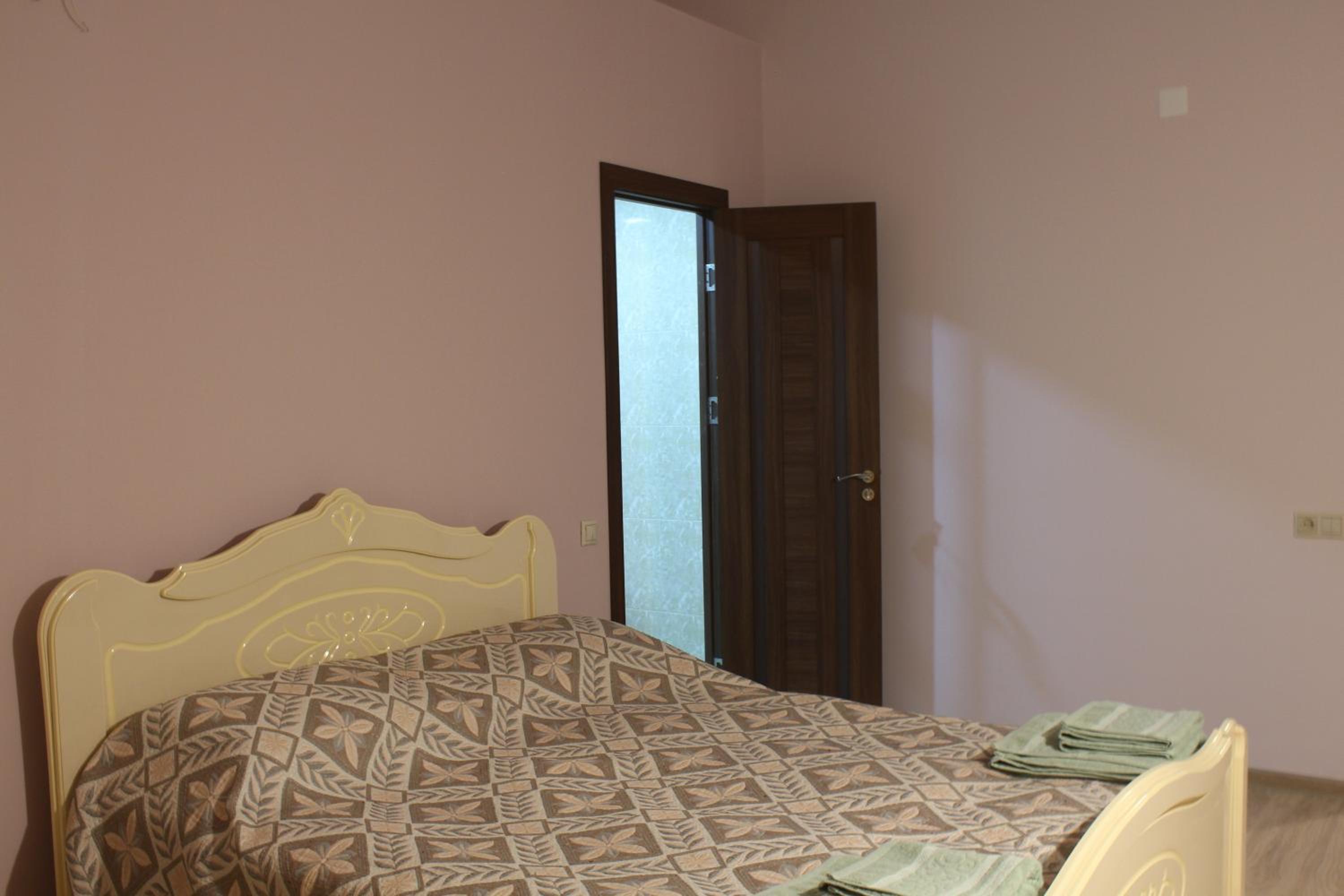 Deluxe Double Room with Shower photo 1