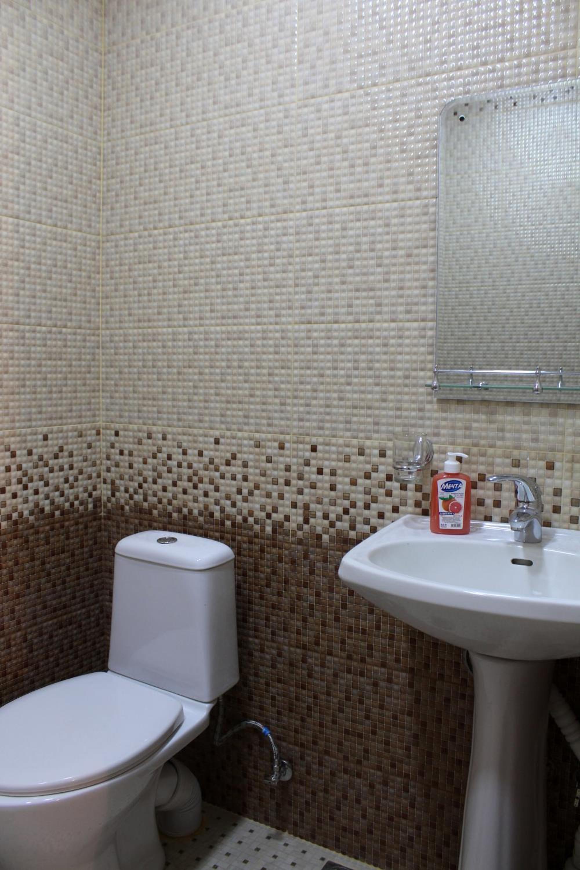 Large Double Room photo 1