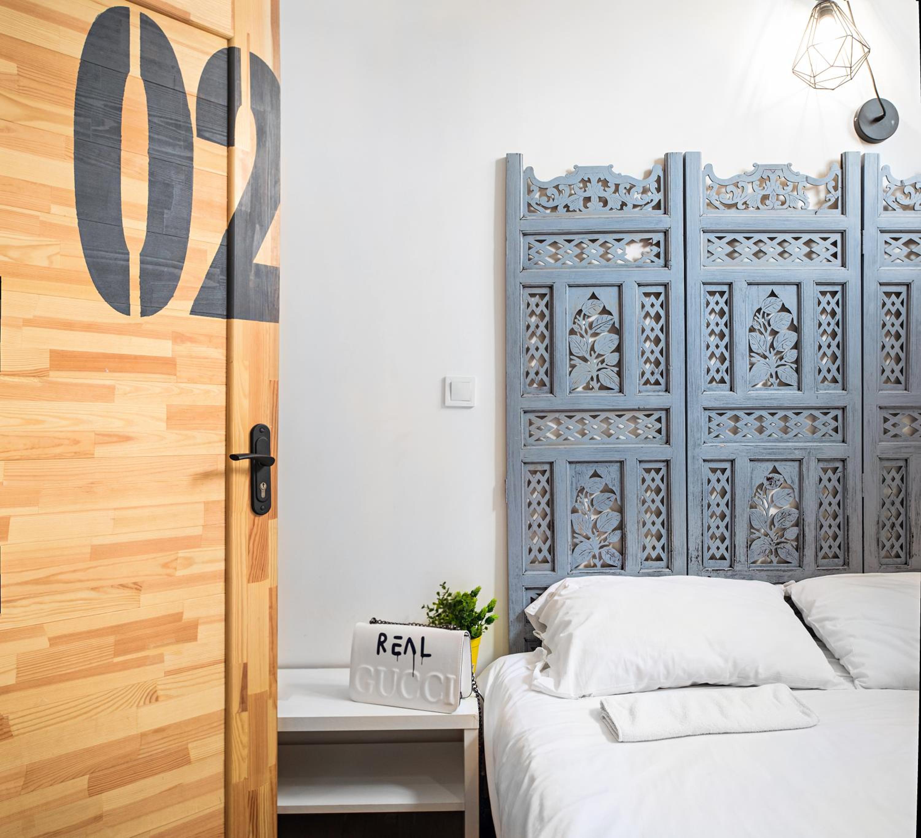 Double Room with Shared Bathroom photo 3