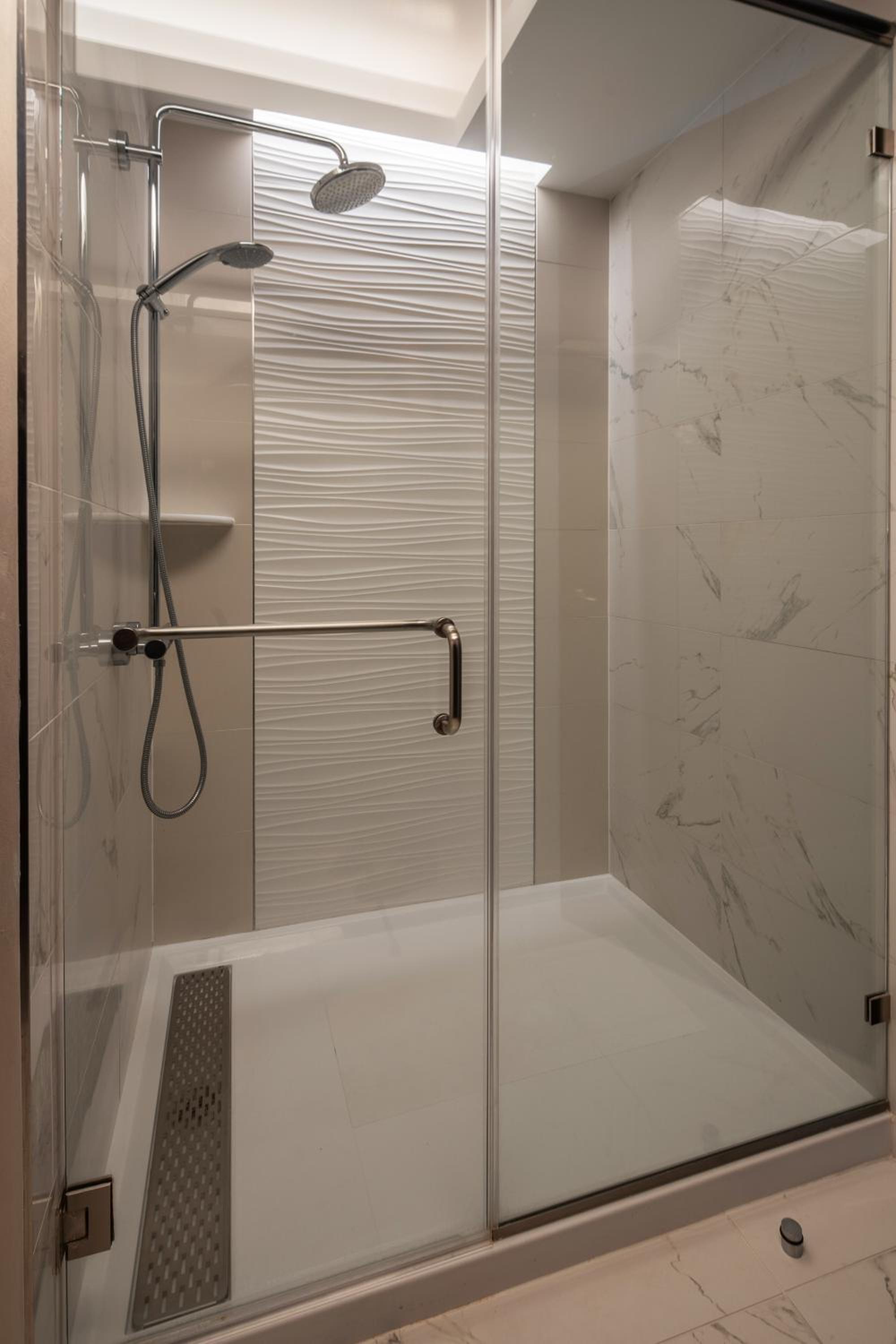 Luxury Queen Room photo 3