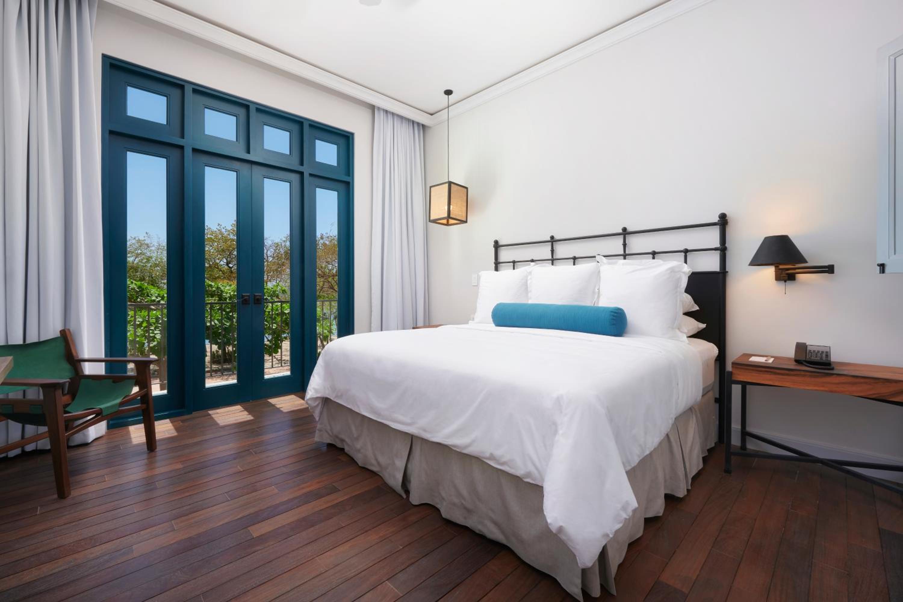 Chambre Lit King-Size avec Balcon