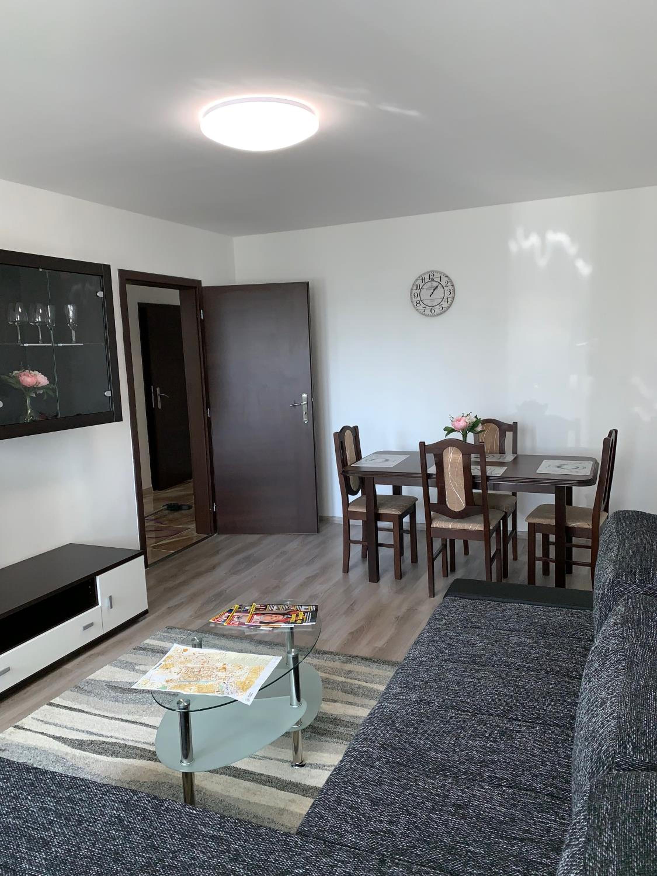 Two-Bedroom Apartment - Photo 14