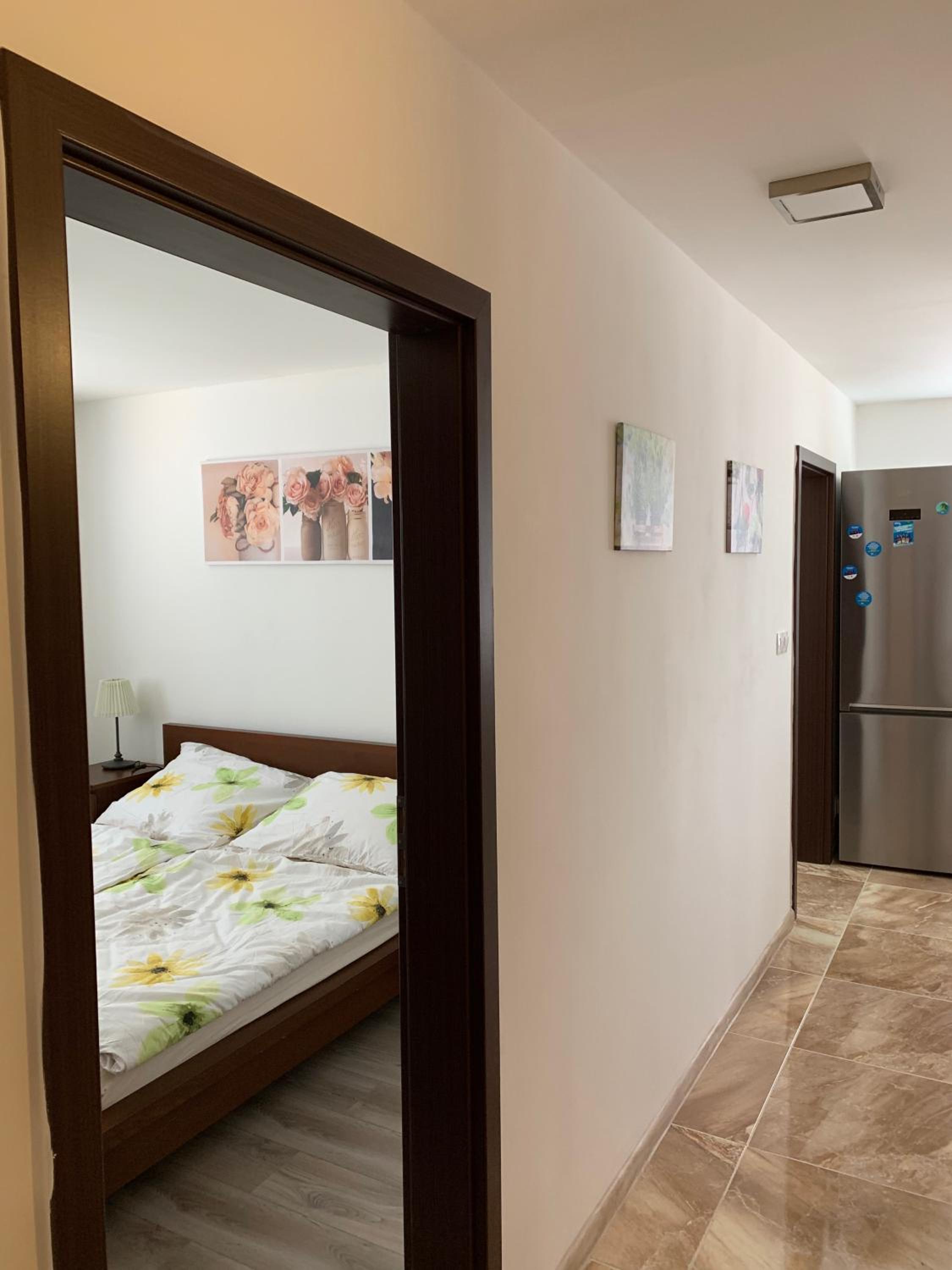 Two-Bedroom Apartment - Photo 3