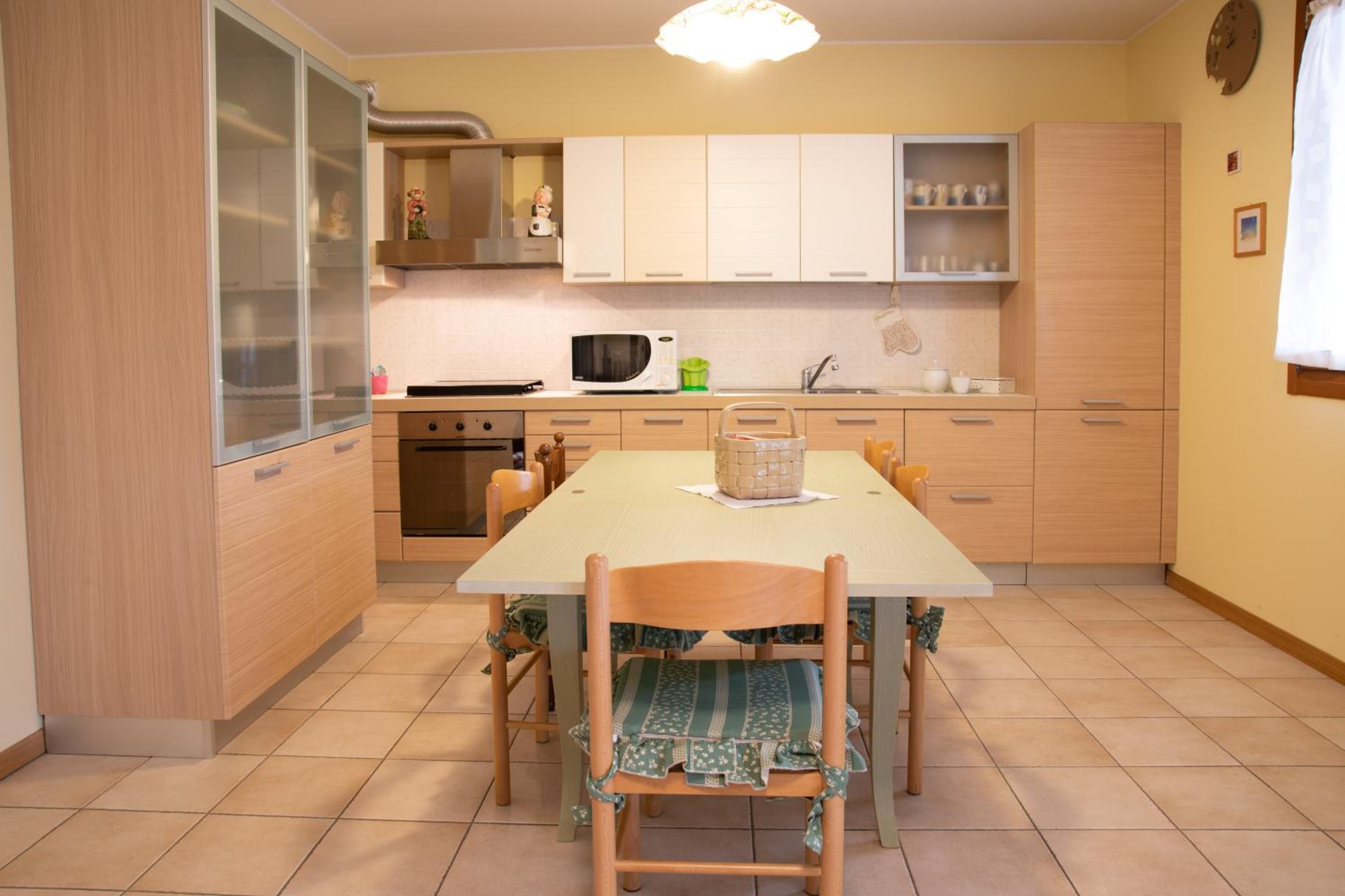 Two-Bedroom Apartment - Photo 12