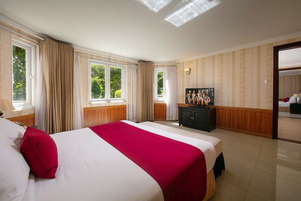 Superior Room, Garden View