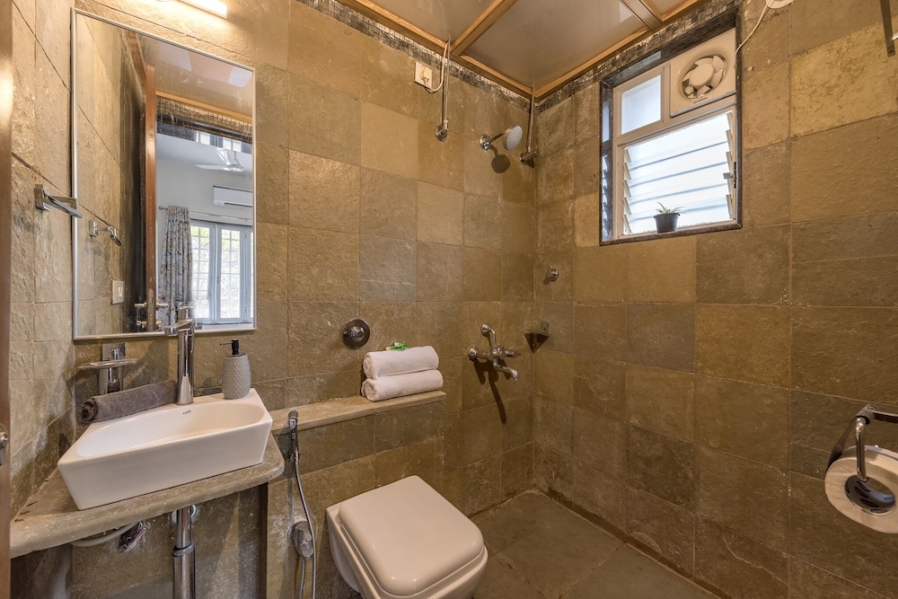 Villa photo 3