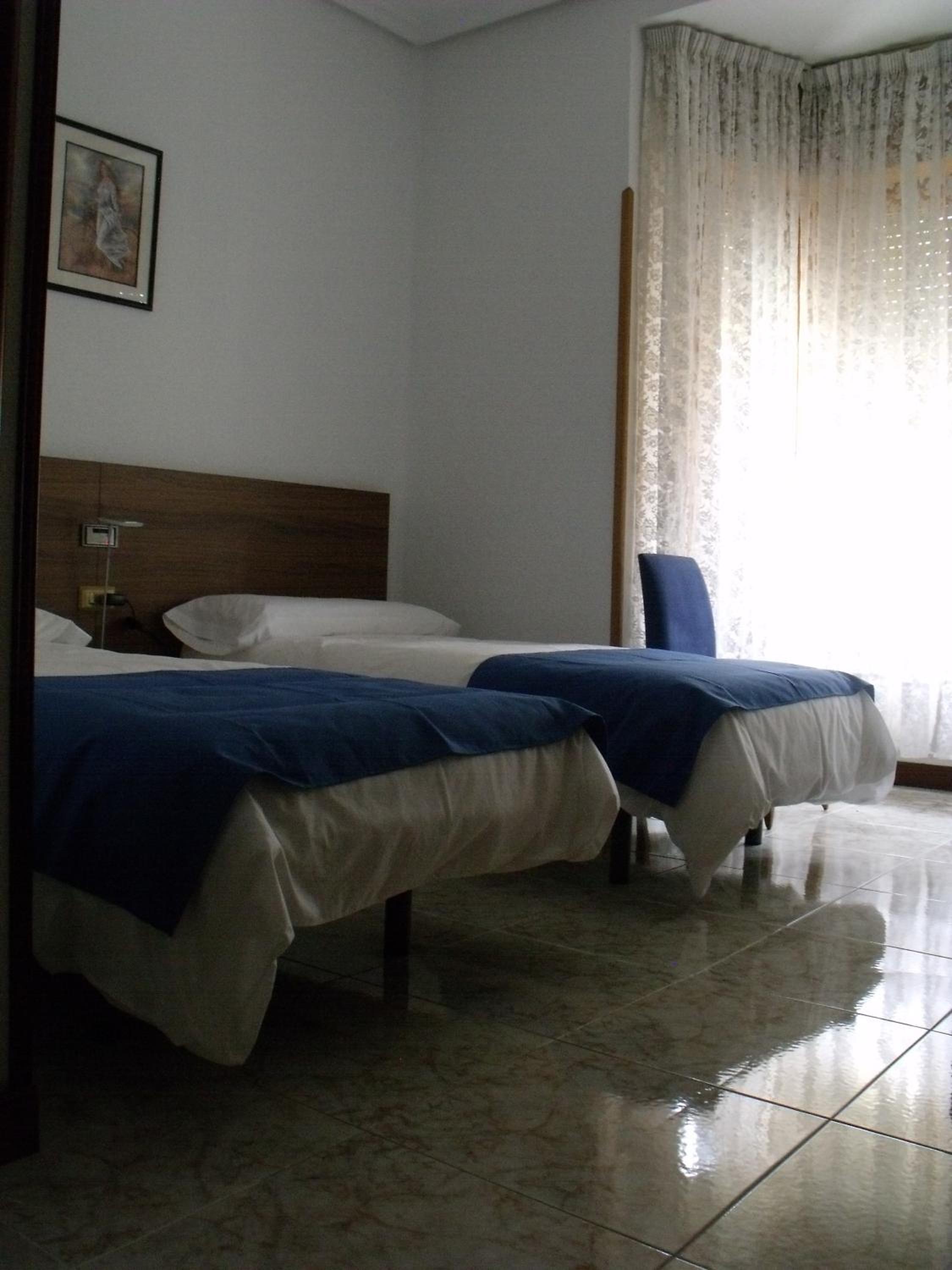 Habitación Doble con Baño Privado