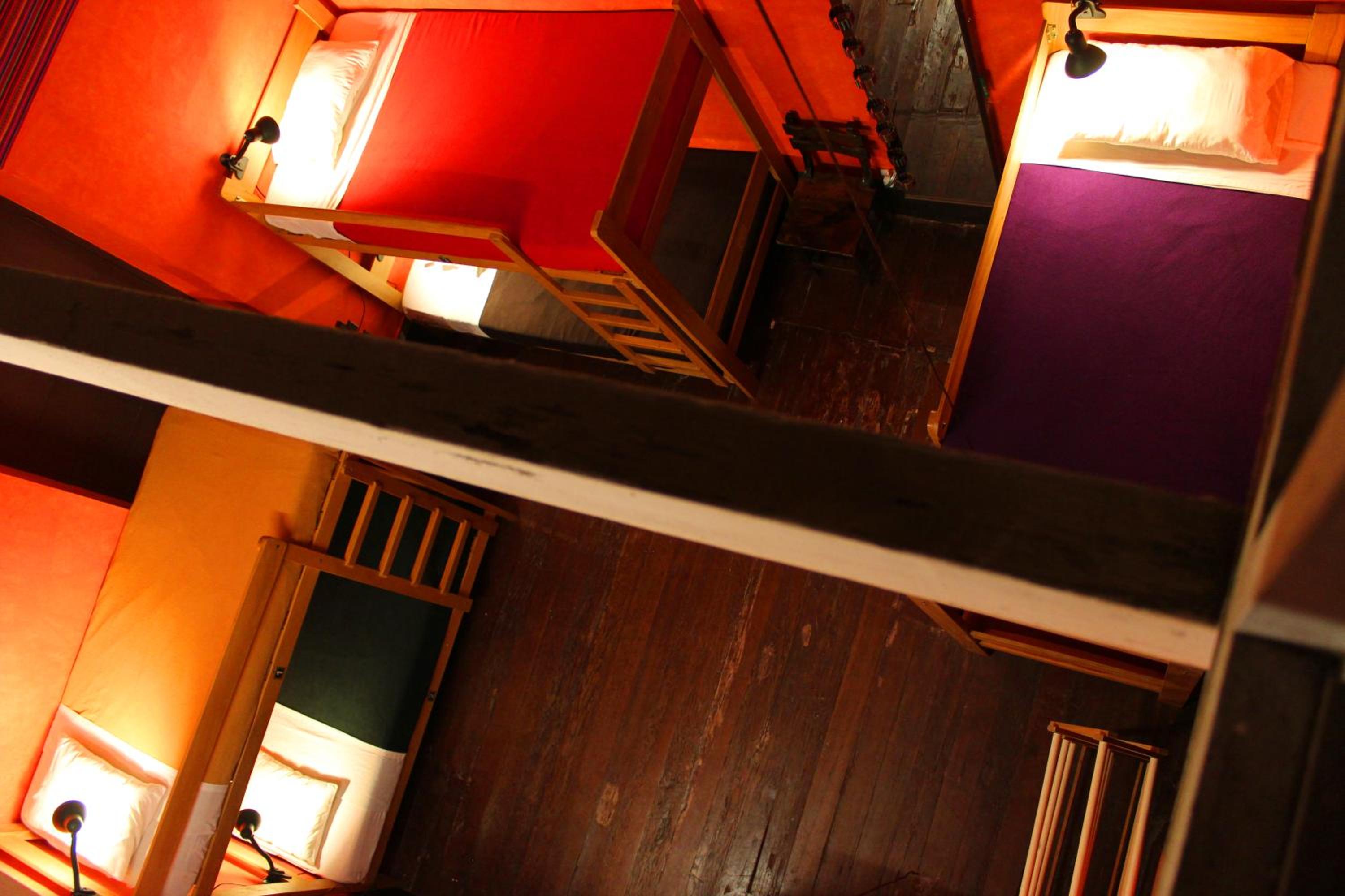 Bed in 6-Bed Dormitory Room photo 1