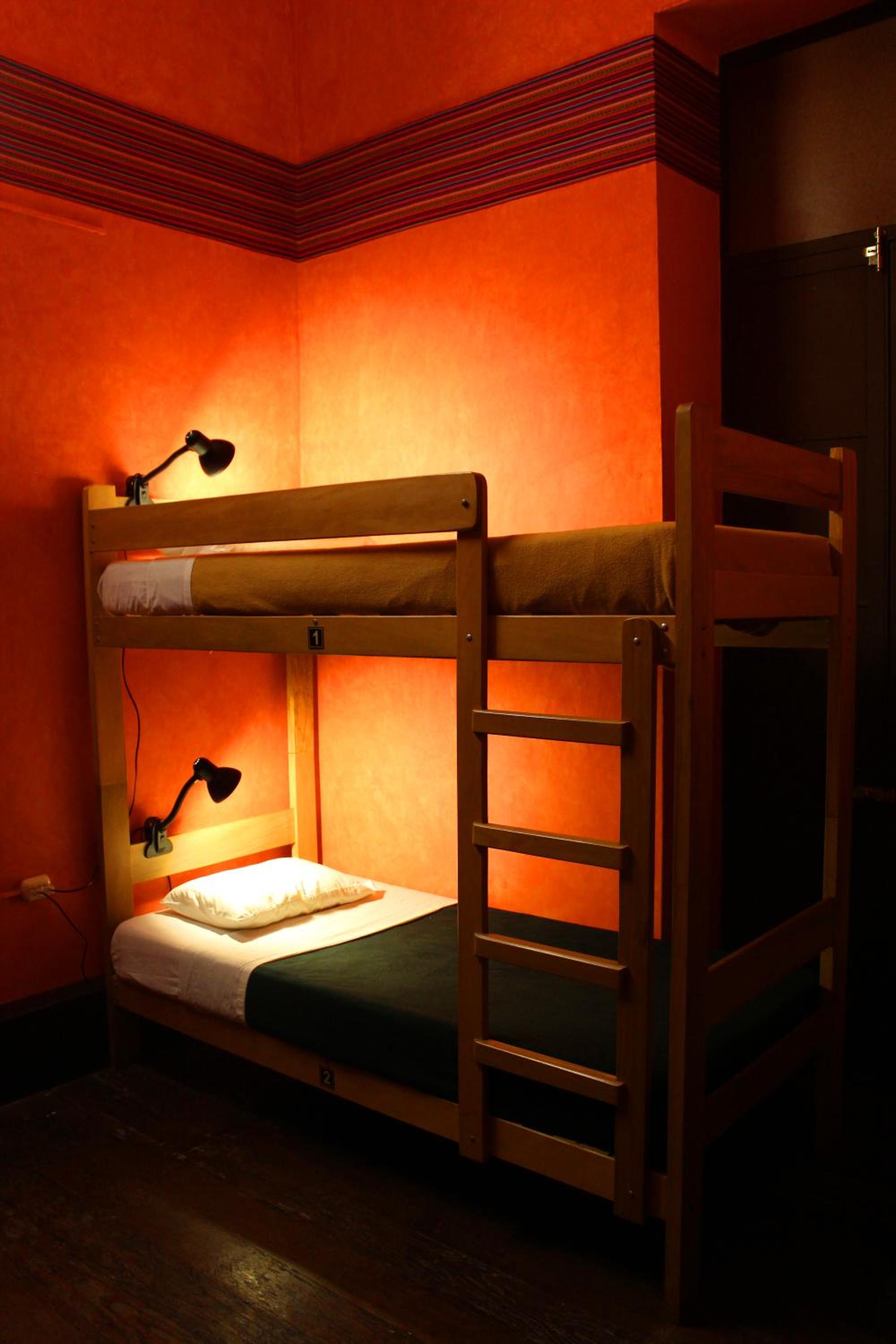 Bed in 6-Bed Dormitory Room photo 3