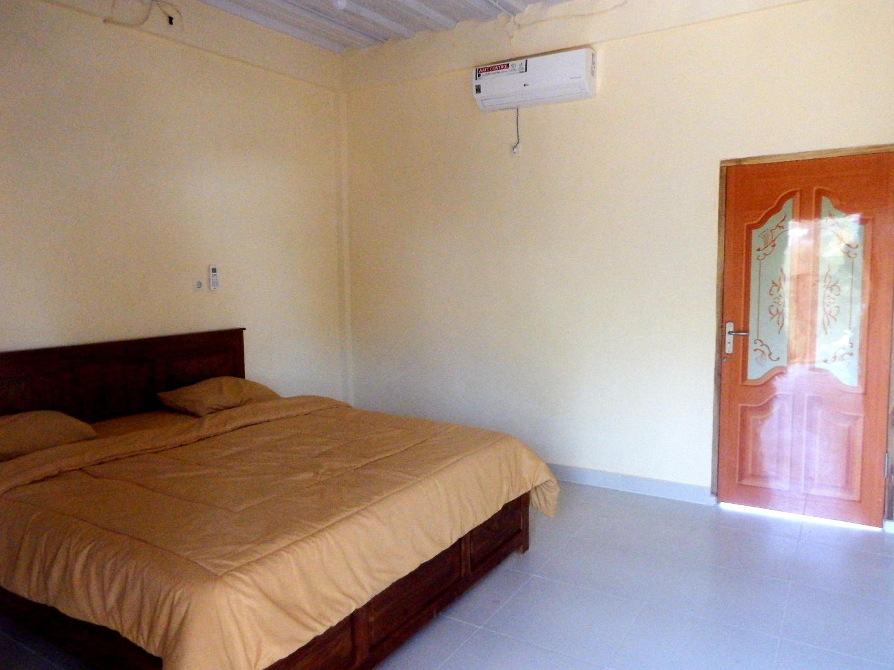Double Room with Balcony - Photo 17