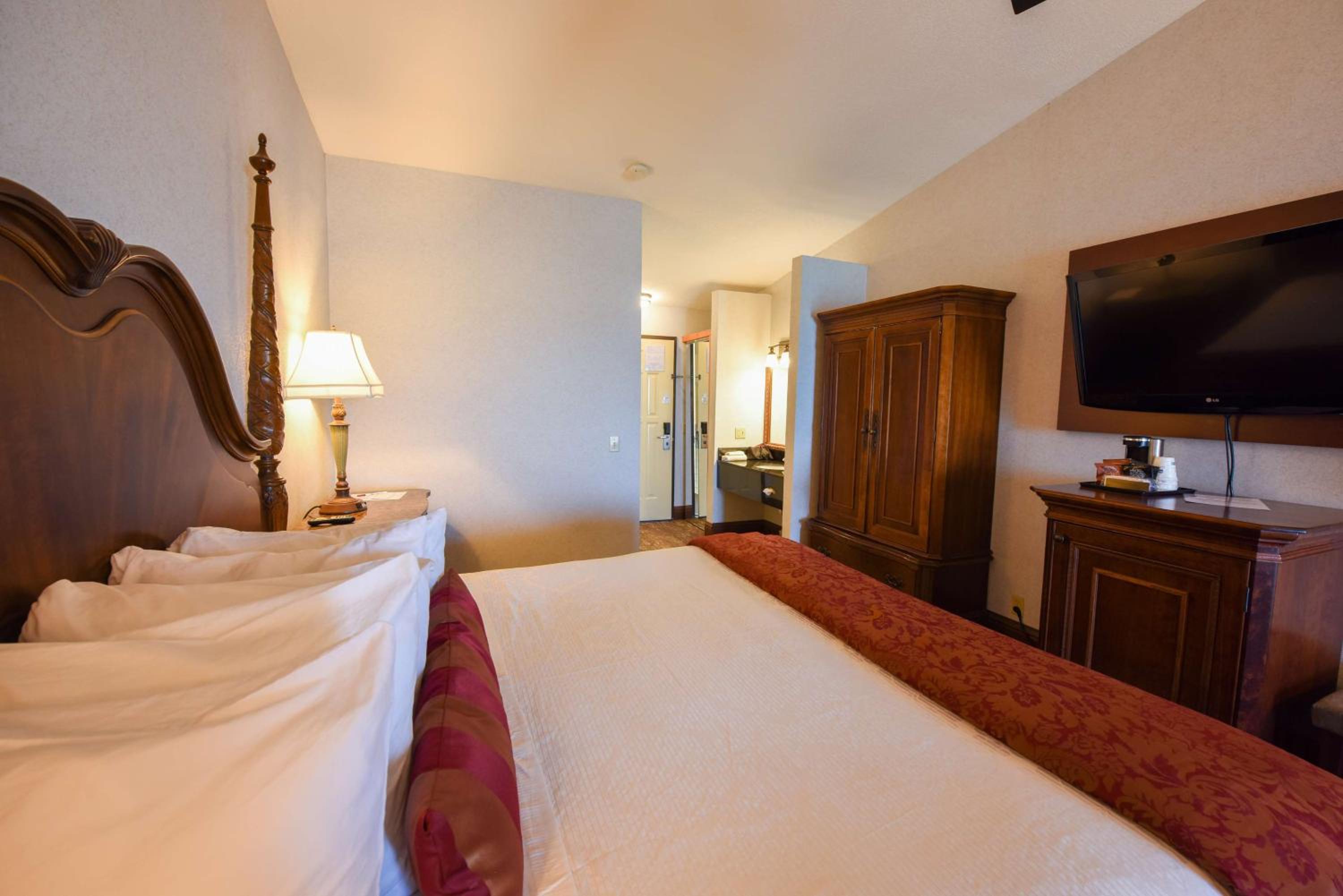 King Room with Spa Bath - Courtyard View - Photo 7