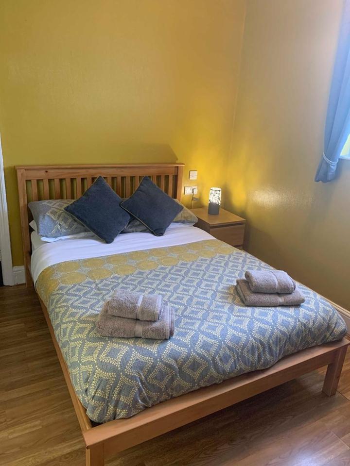 Double Room with Private Bathroom - Photo 4