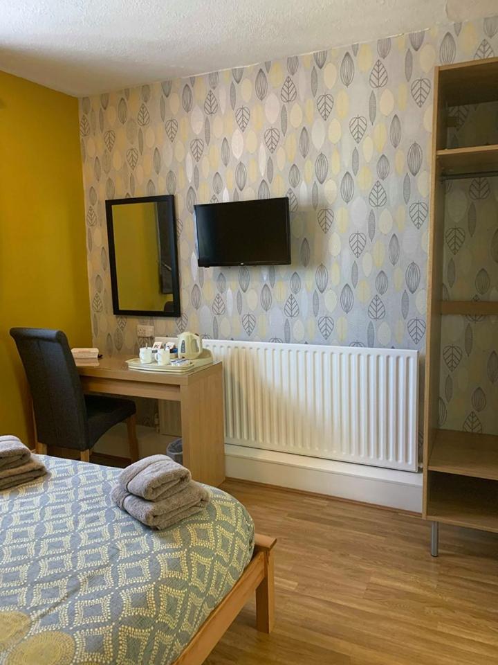 Double Room with Private Bathroom - Photo 5