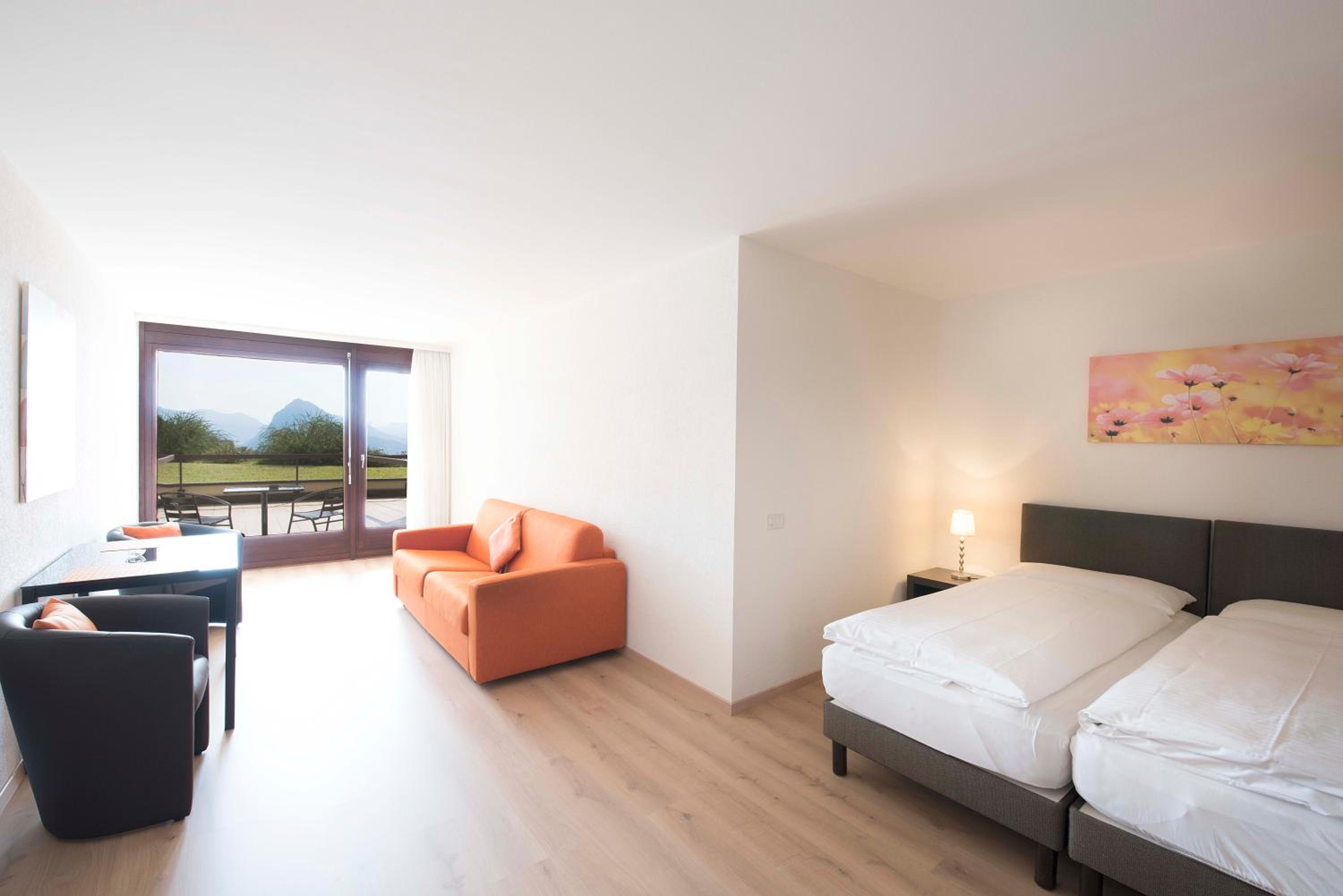 Superior Apartment photo 3