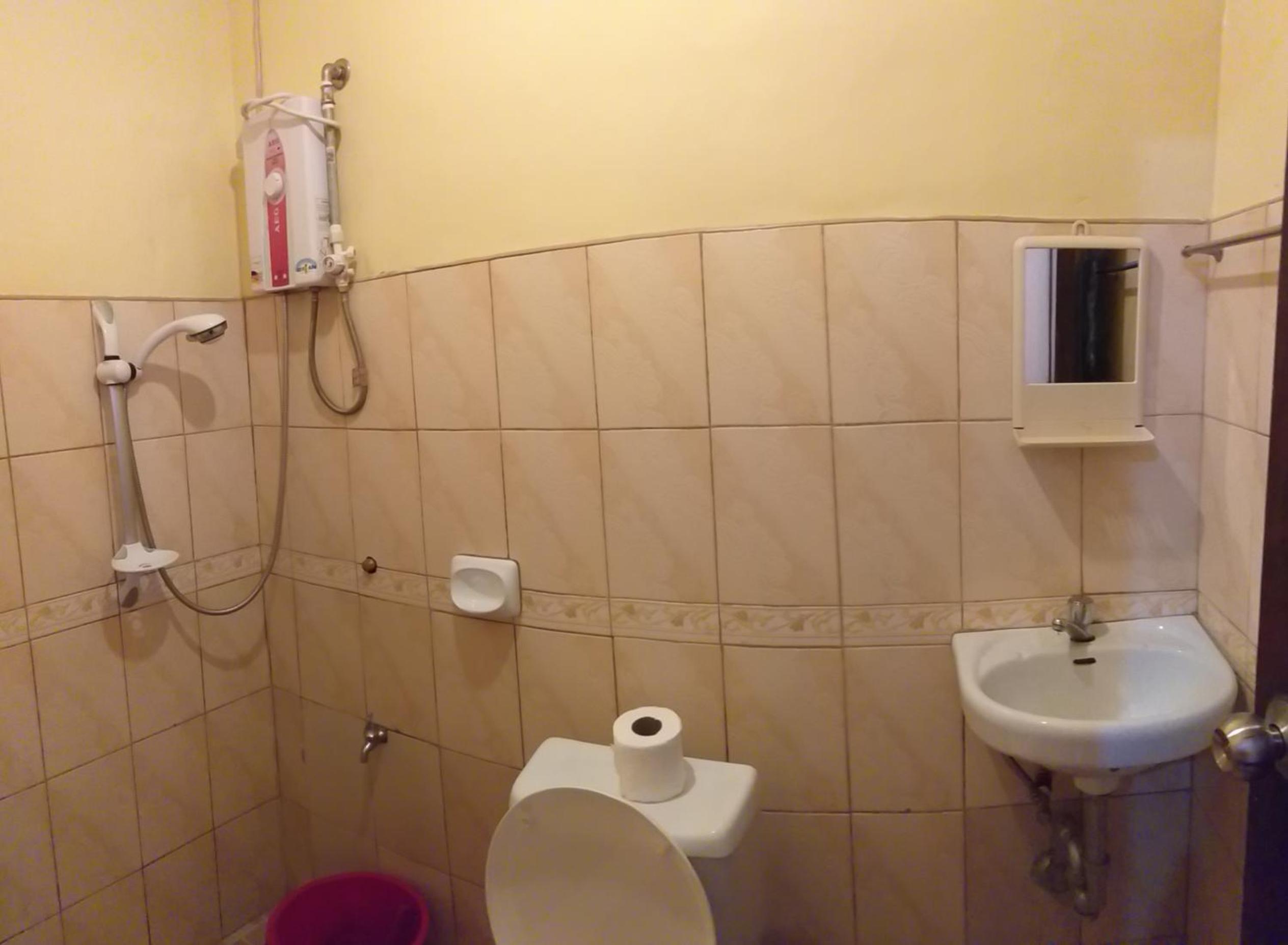 Standard Triple Room - Photo 6
