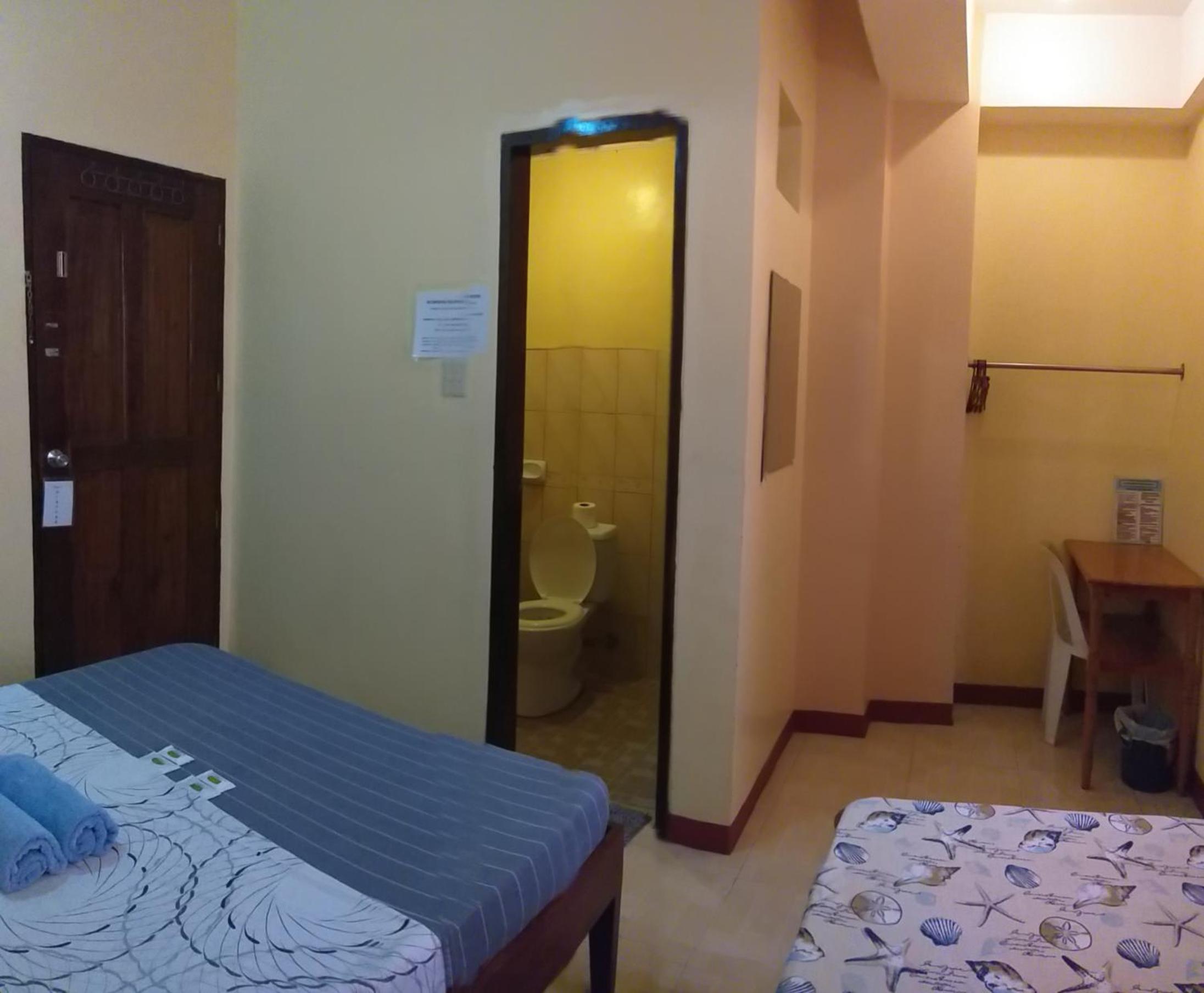 Standard Triple Room - Photo 3