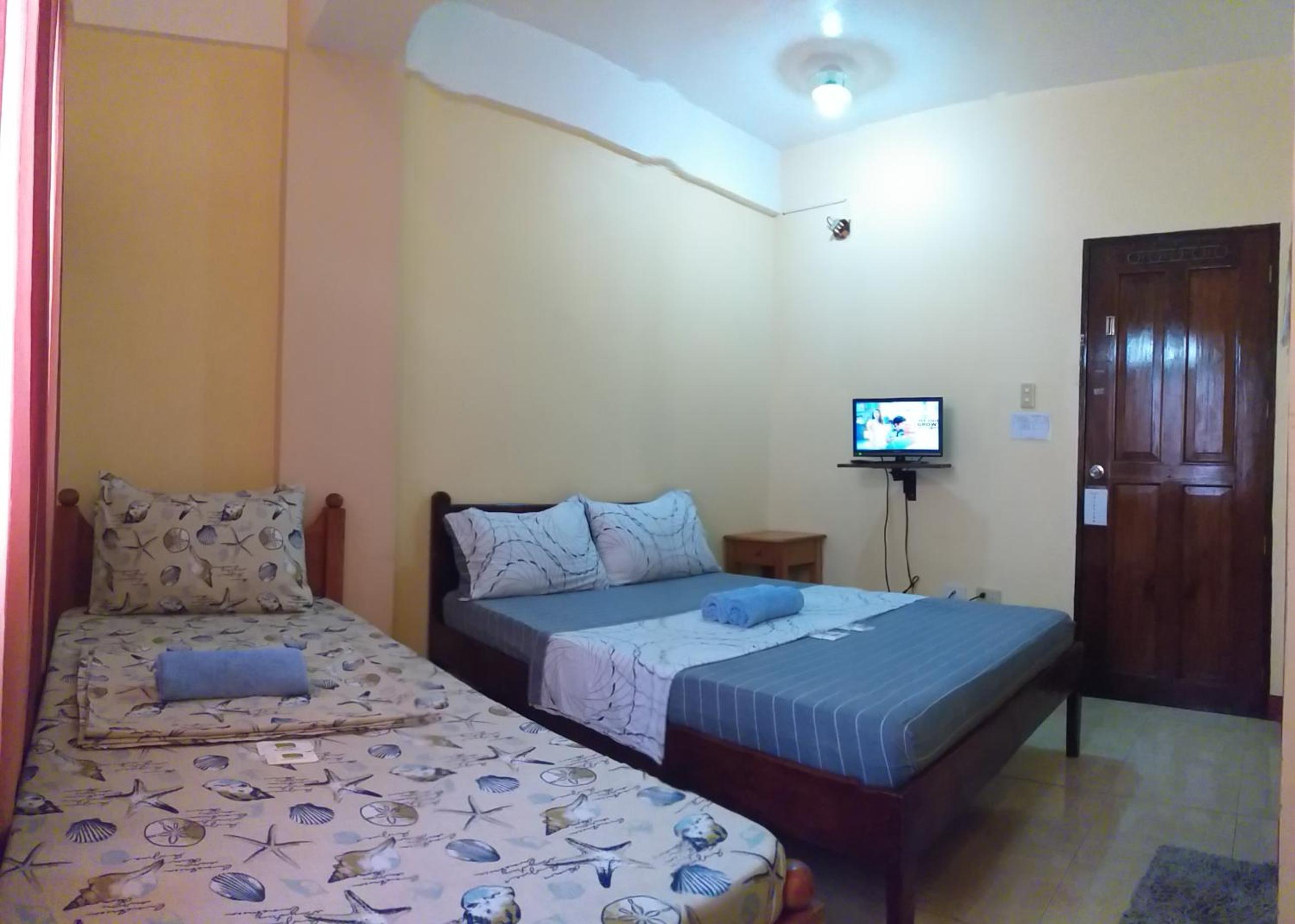 Standard Triple Room - Photo 2