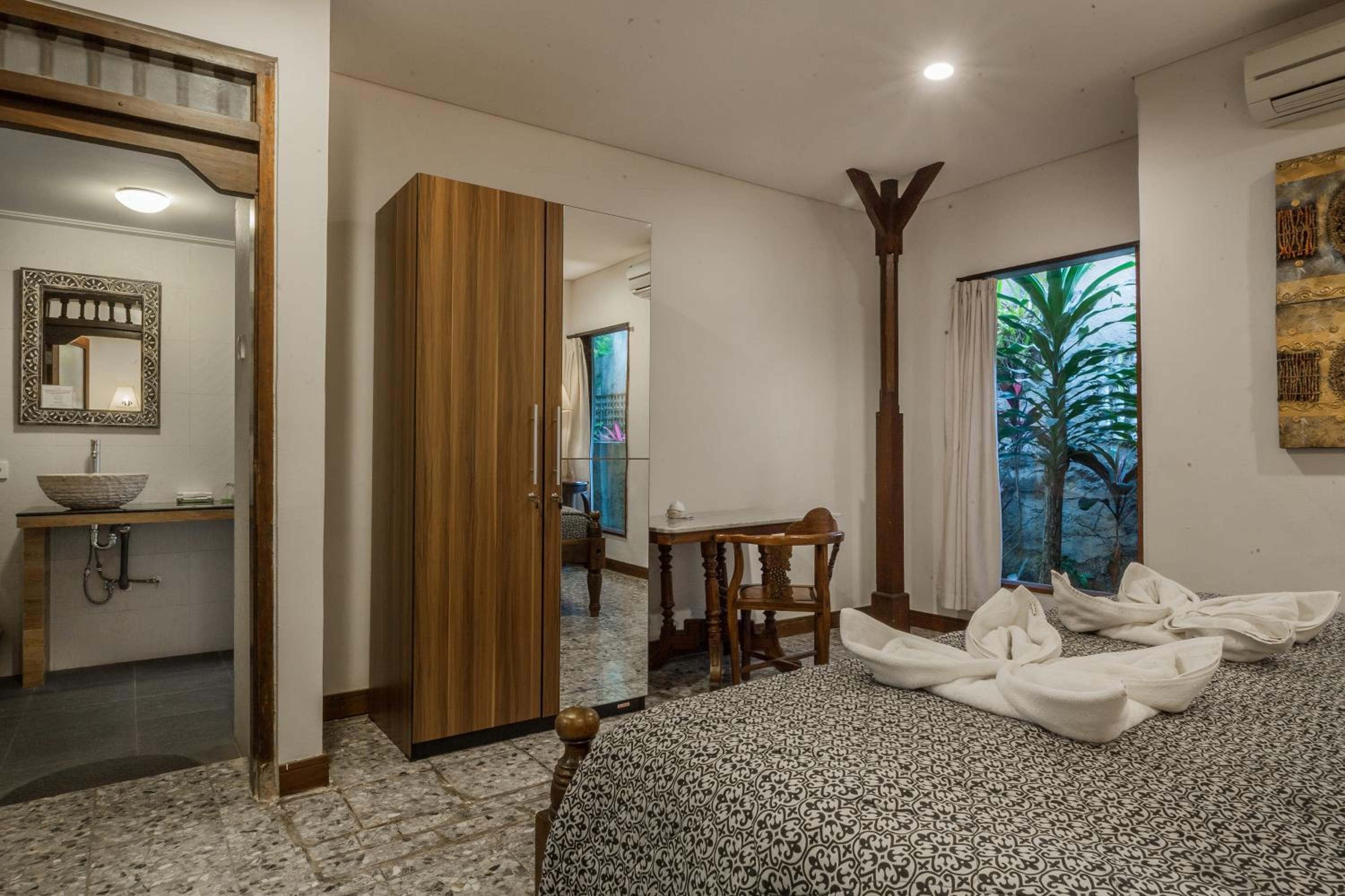 Deluxe Room with Garden View - Photo 23
