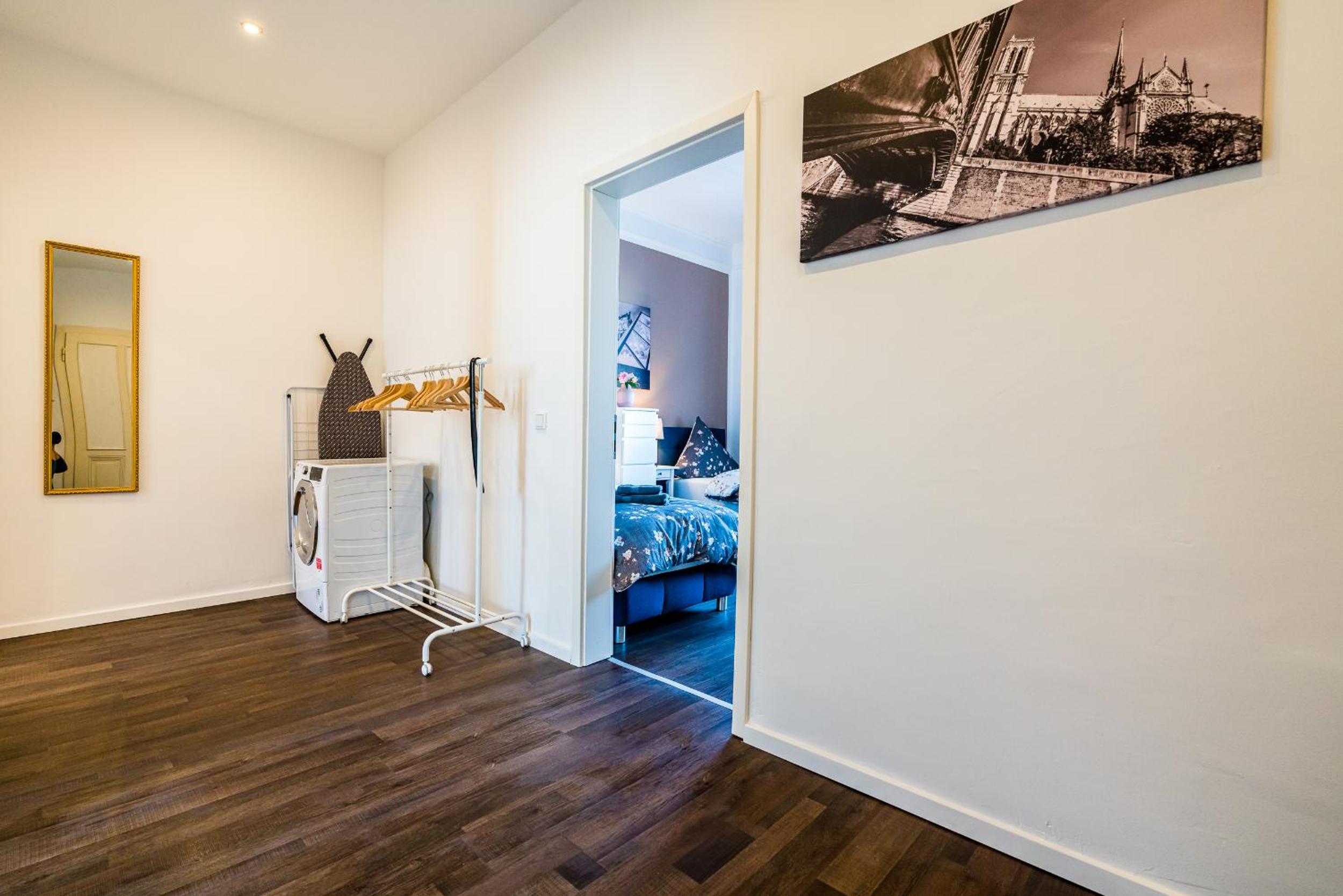 Two-Bedroom Apartment with Balcony photo 2