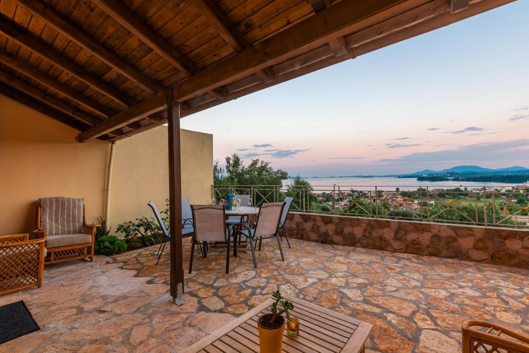 Villa with Private Pool photo 3