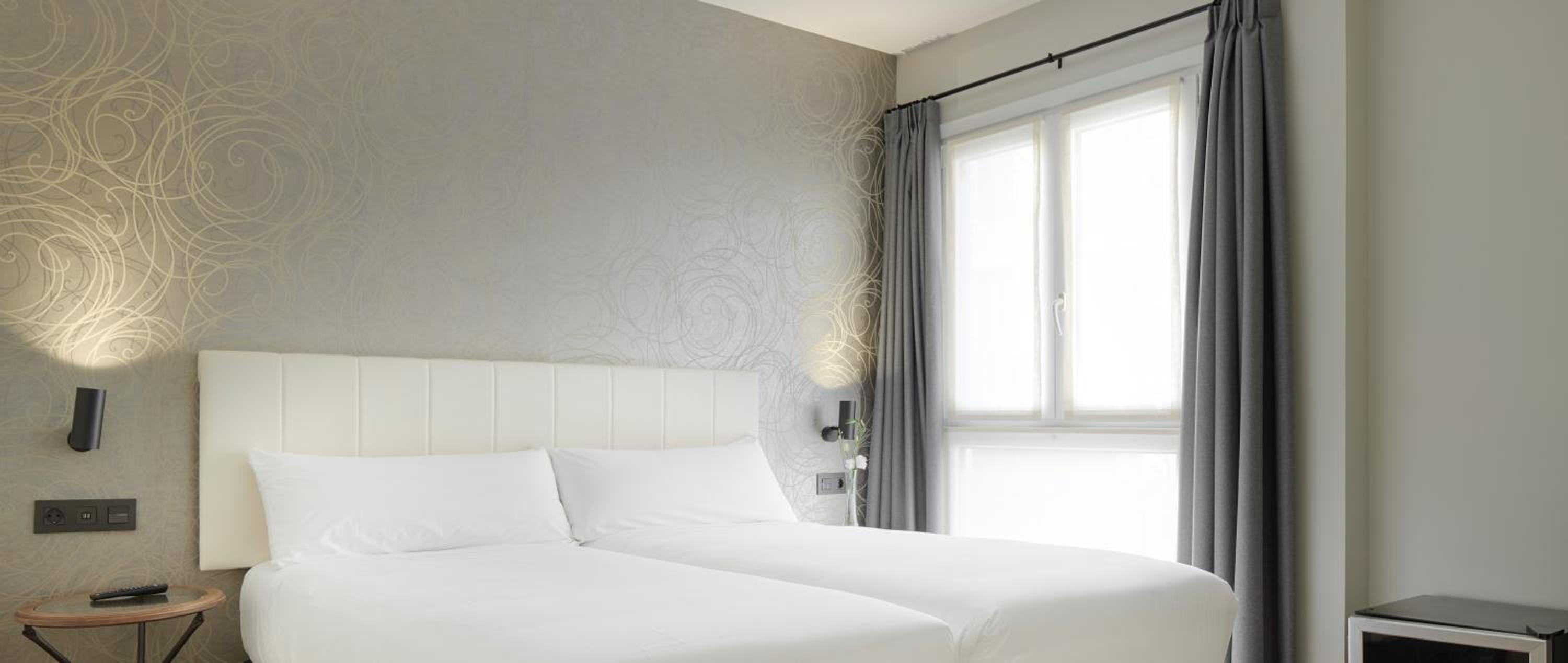 Twin Room with Extra Bed - Photo 5