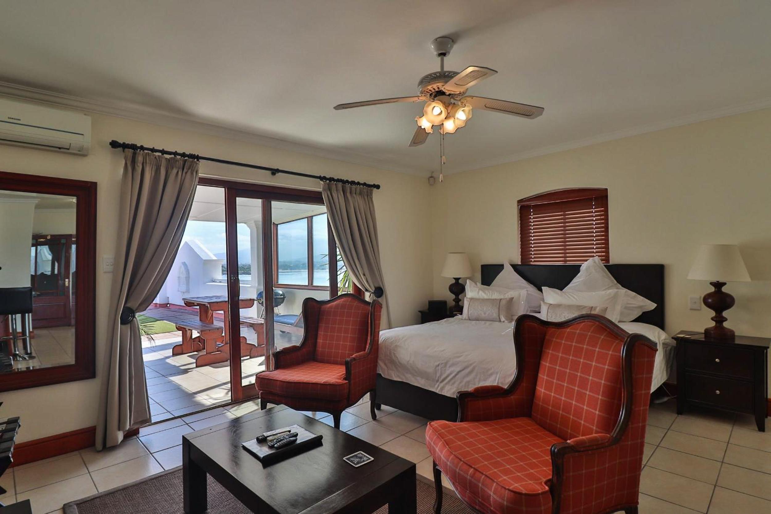 Penthouse Suite - 2 - Photo 1