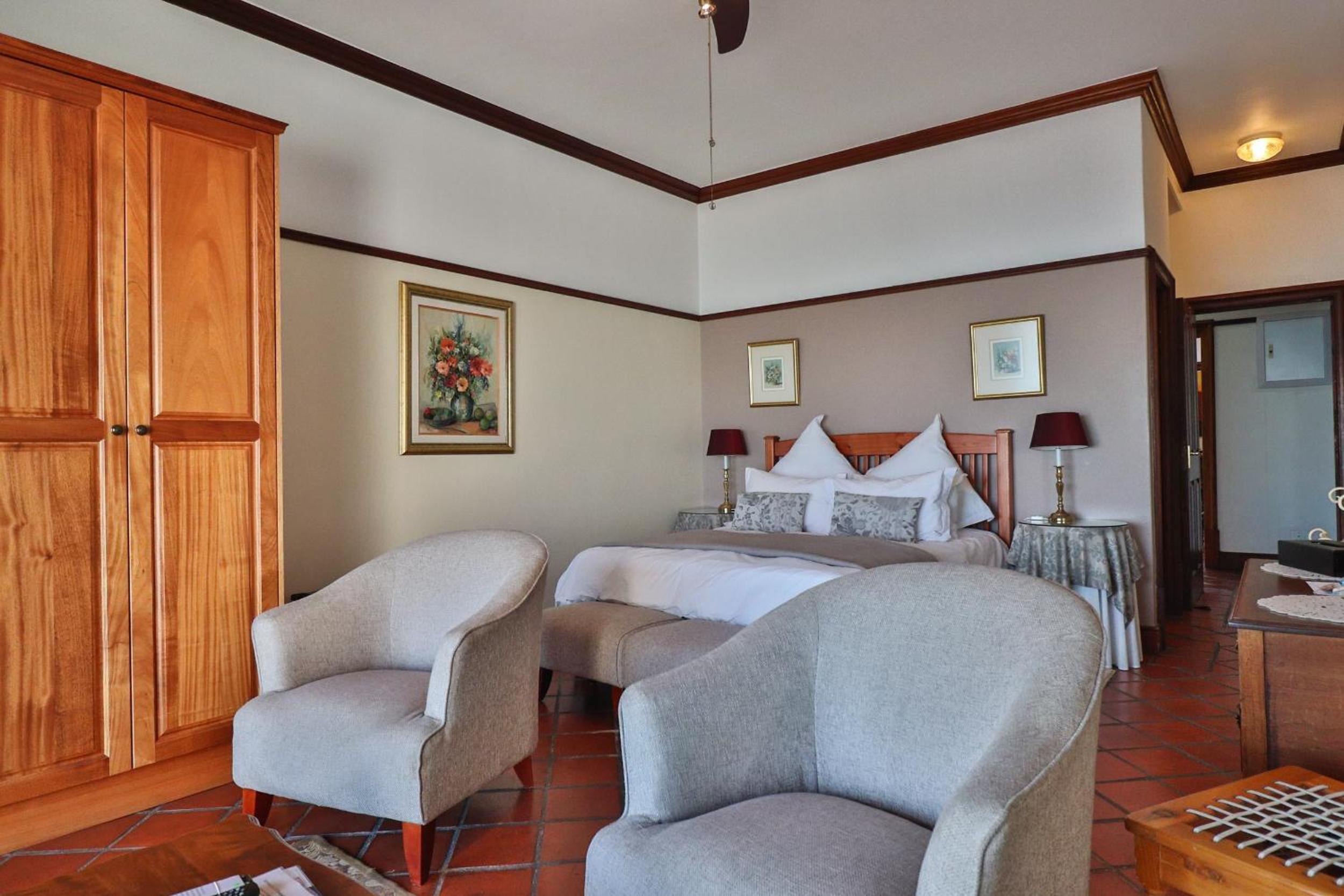 Double Room with Sea View - Photo 3