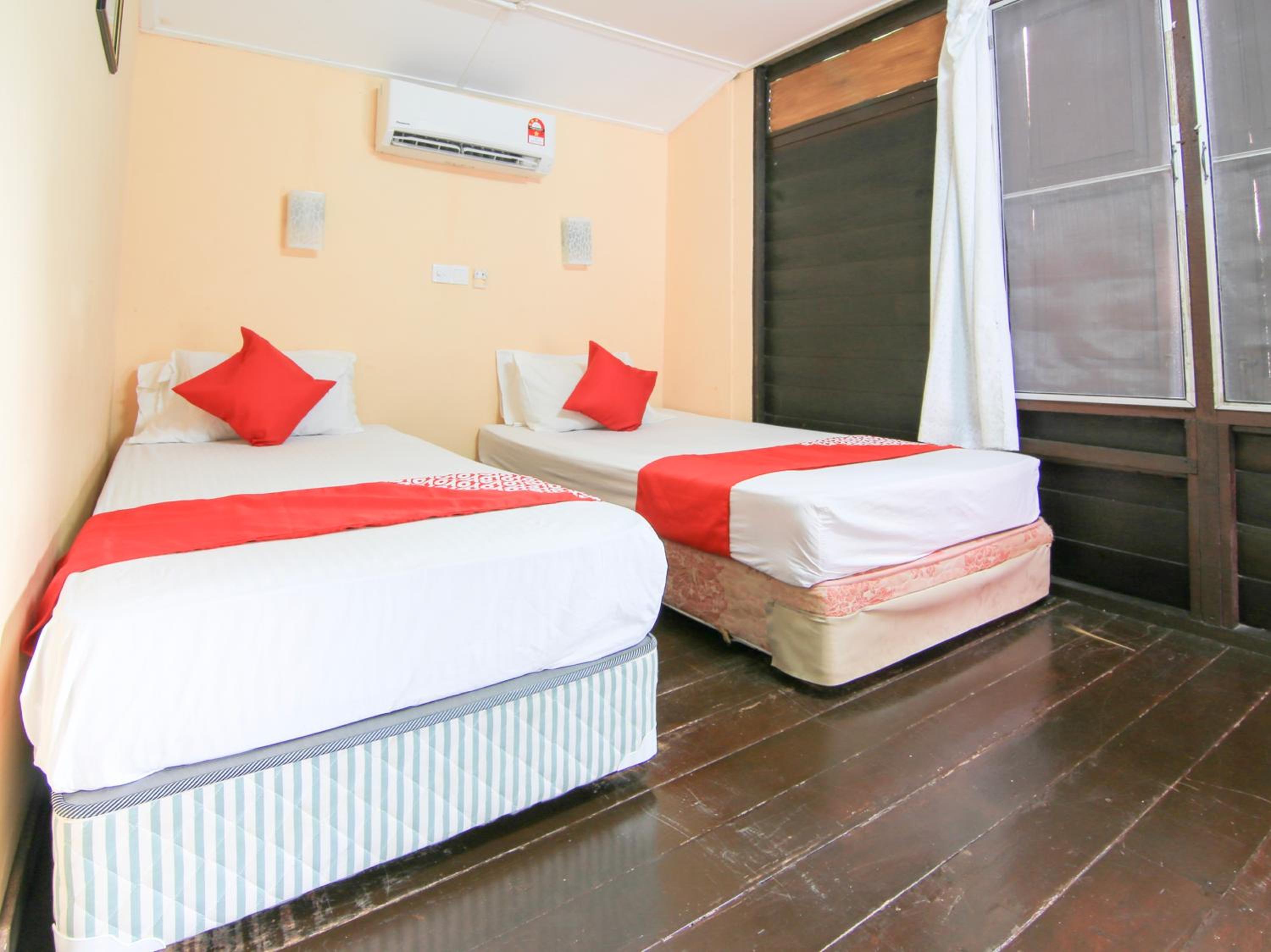 Deluxe Twin Room photo 3