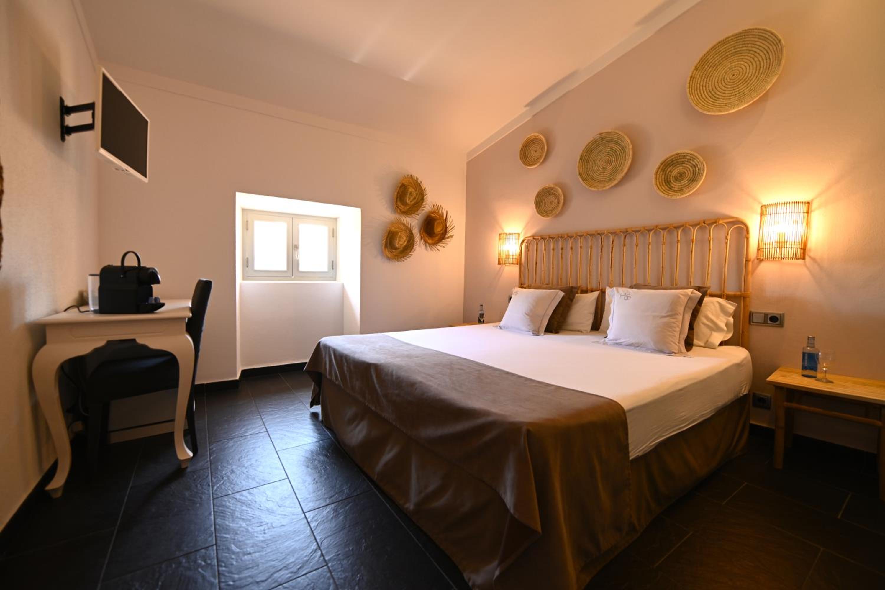Double Room with Private Bathroom photo 3