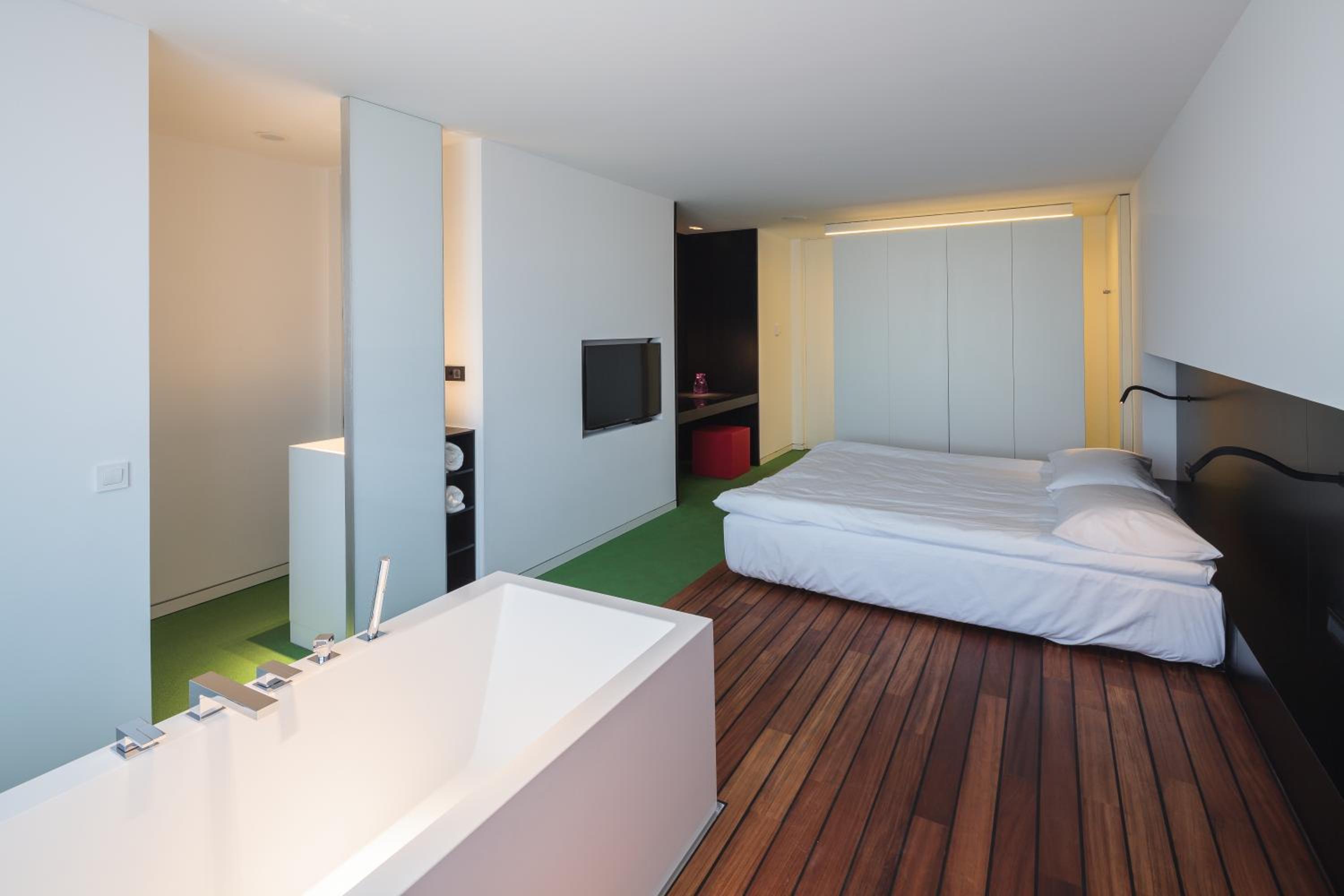 Exclusive Room 5* - Photo 2