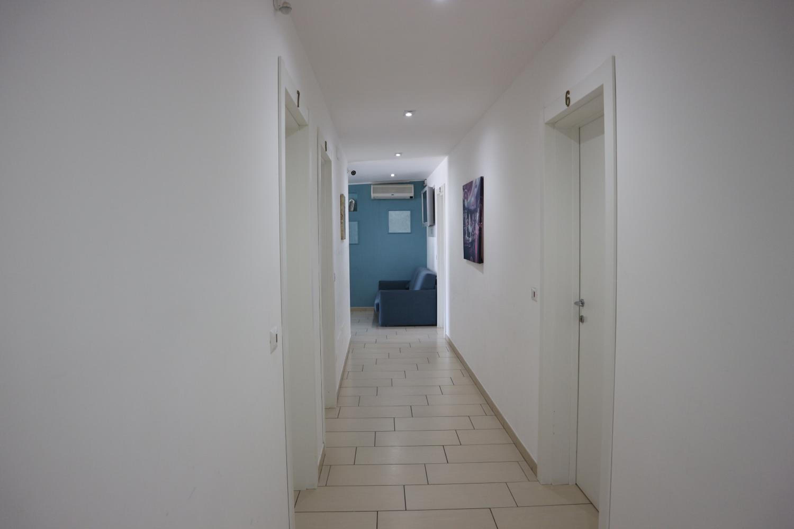 Double Room with Sea View - Photo 7