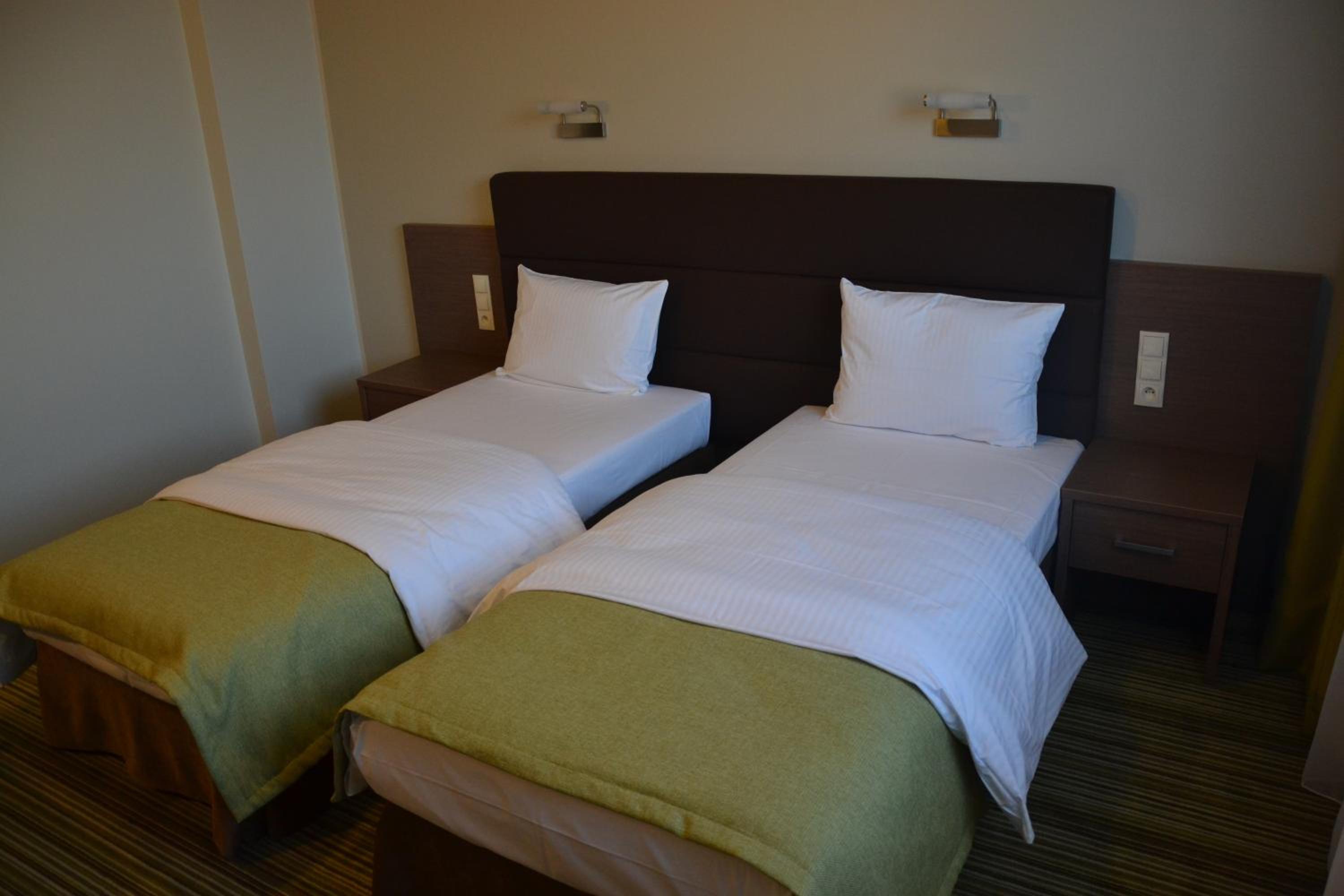 Comfort Twin Room - Photo 4