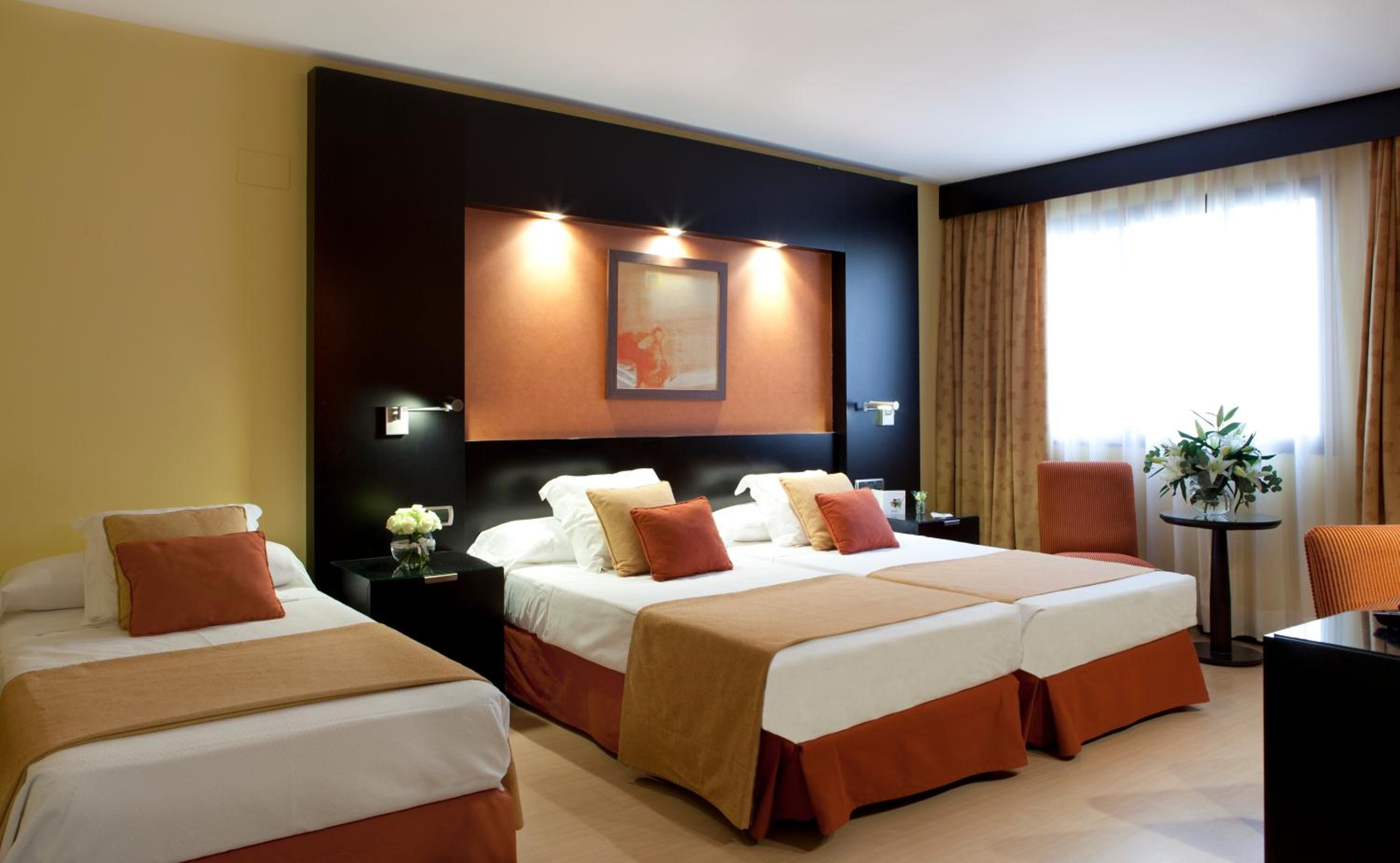 Triple Room (3 Adults) - Photo 1