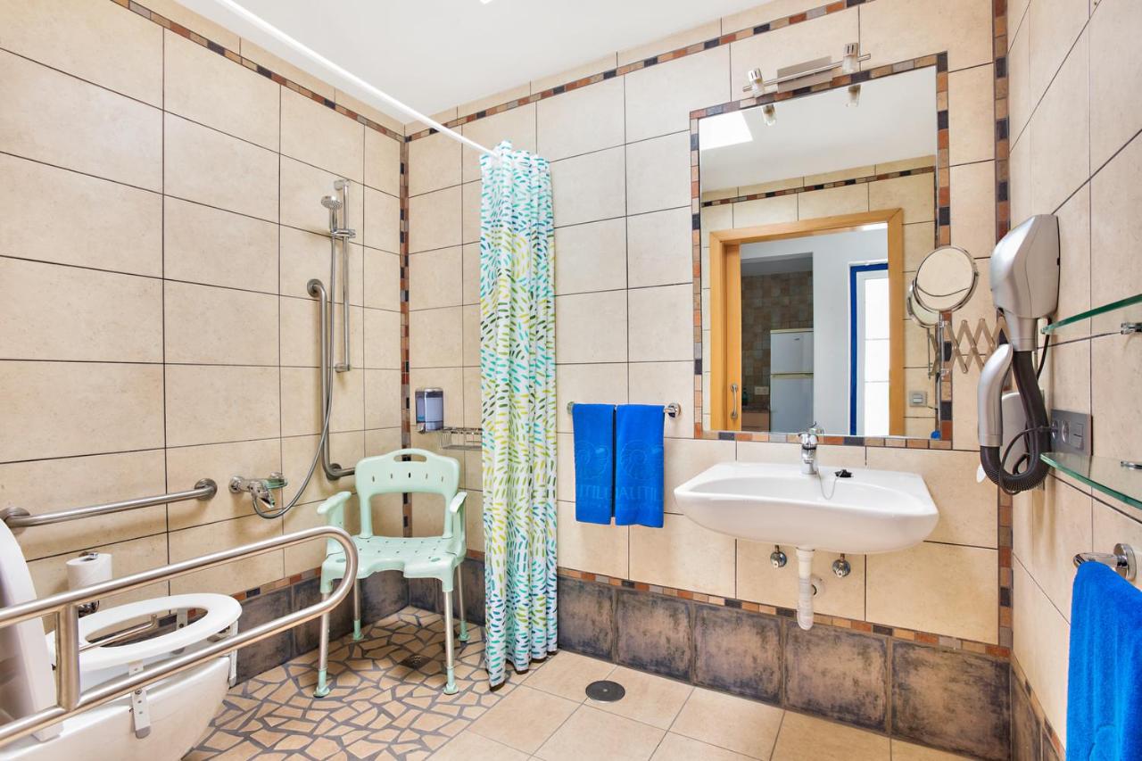 Superior One-Bedroom Apartment Disability Access