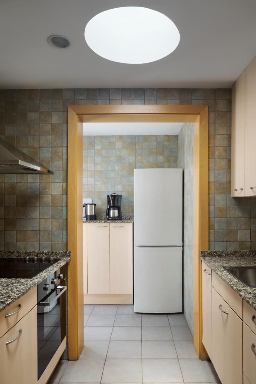 Superior Two-Bedroom Apartment - Disability Access - Photo 4