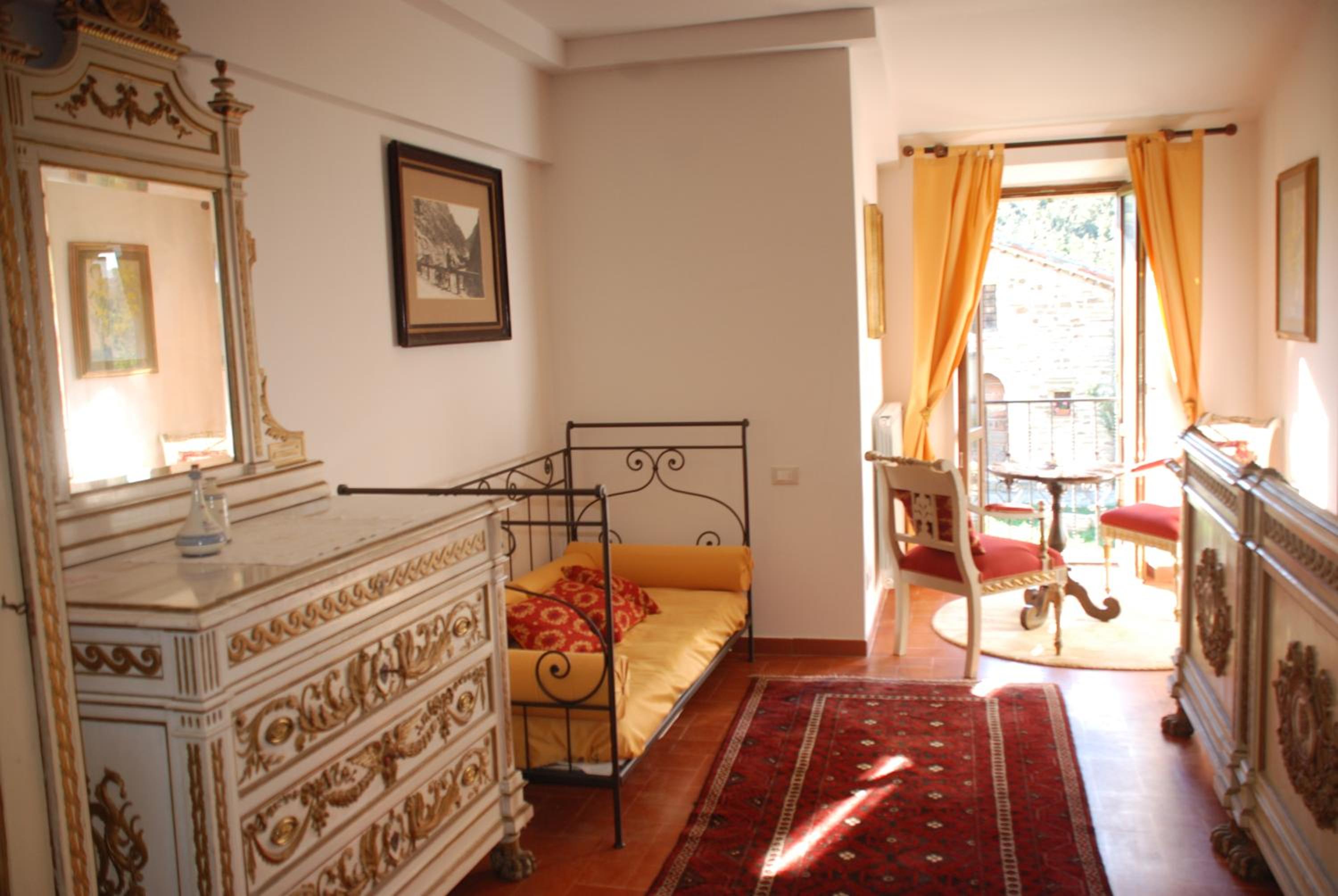 Triple Room with Private Bathroom photo 3