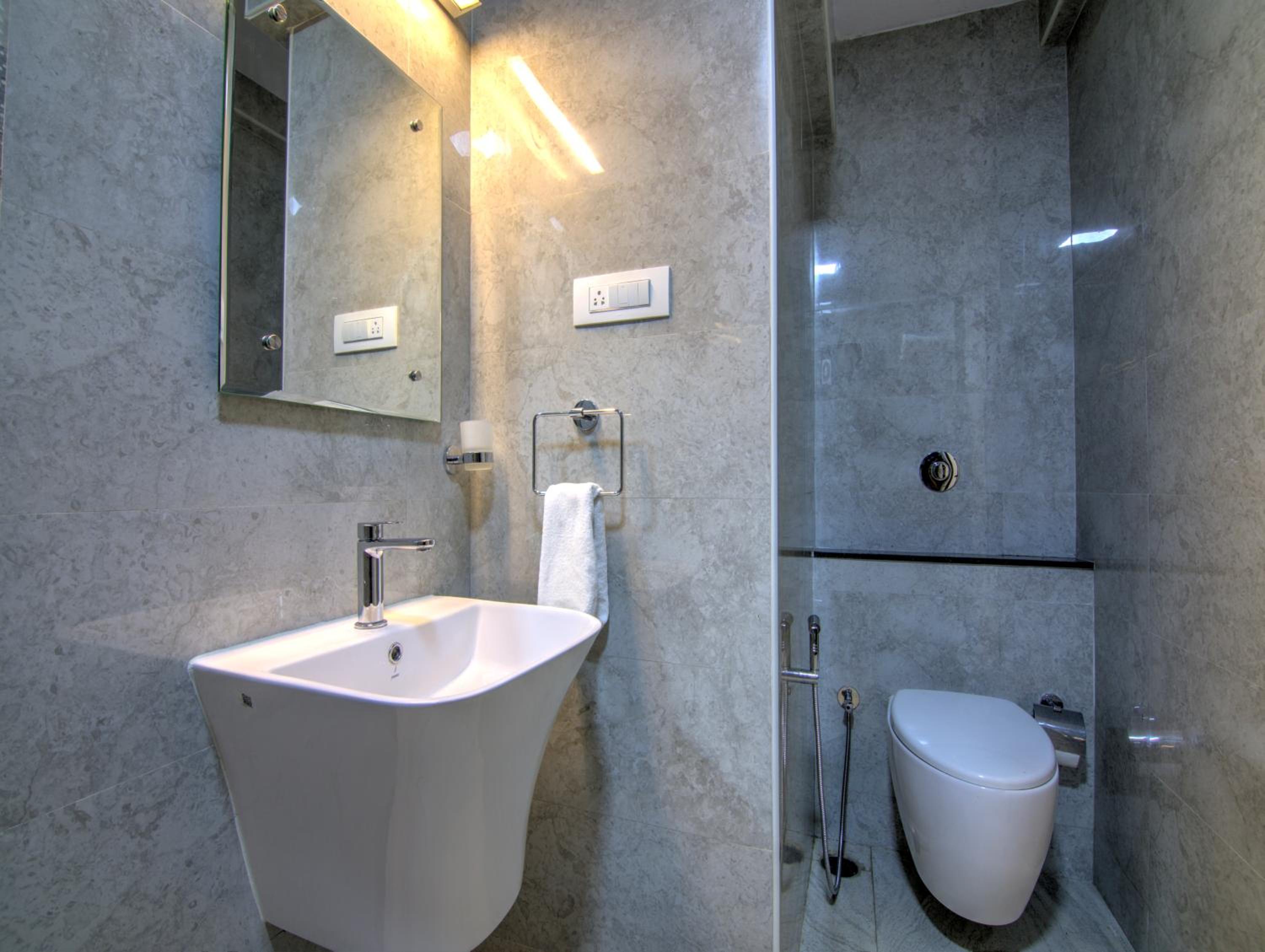Two-Bedroom Apartment - Photo 2