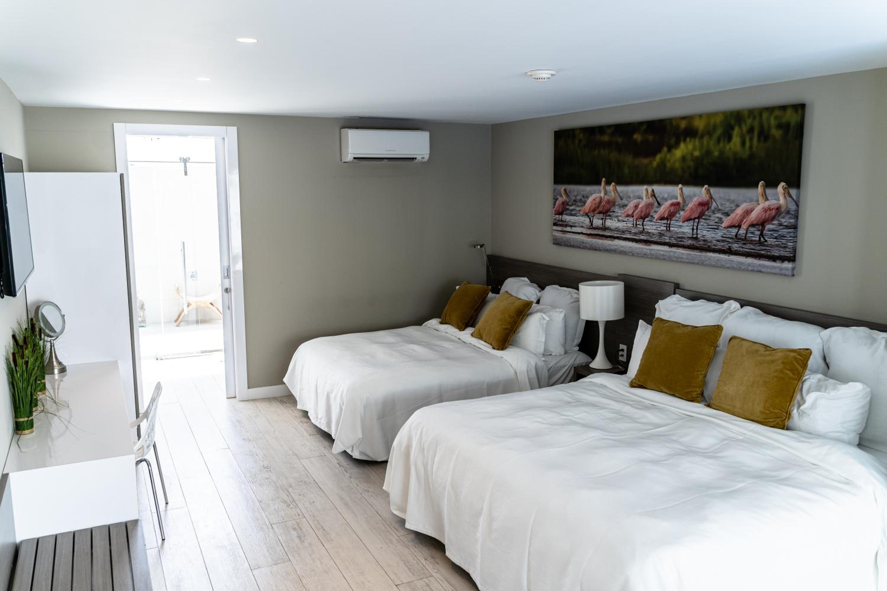 Double Pool View Suite with Two Queen Beds