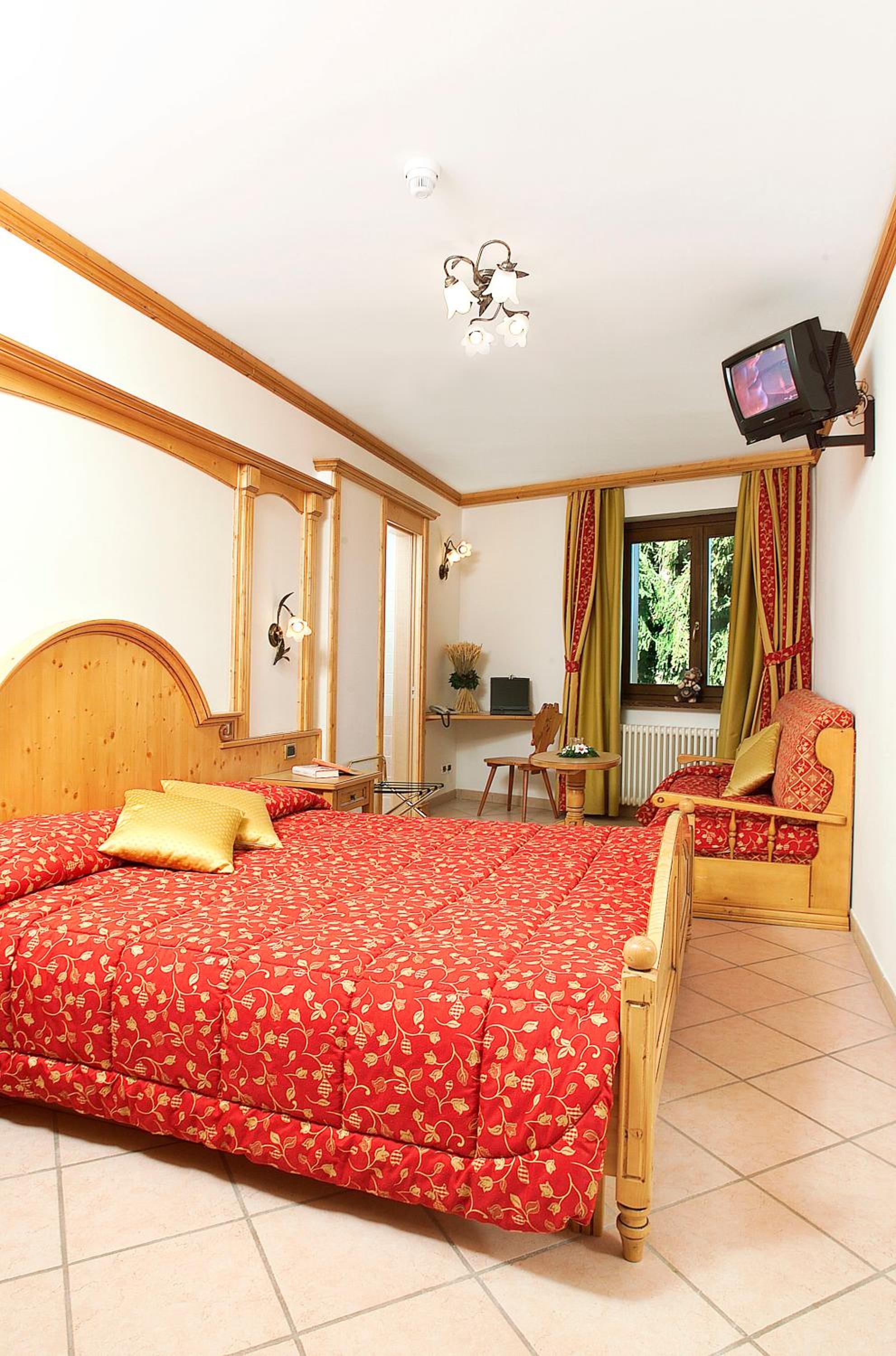 Quadruple Room photo 2