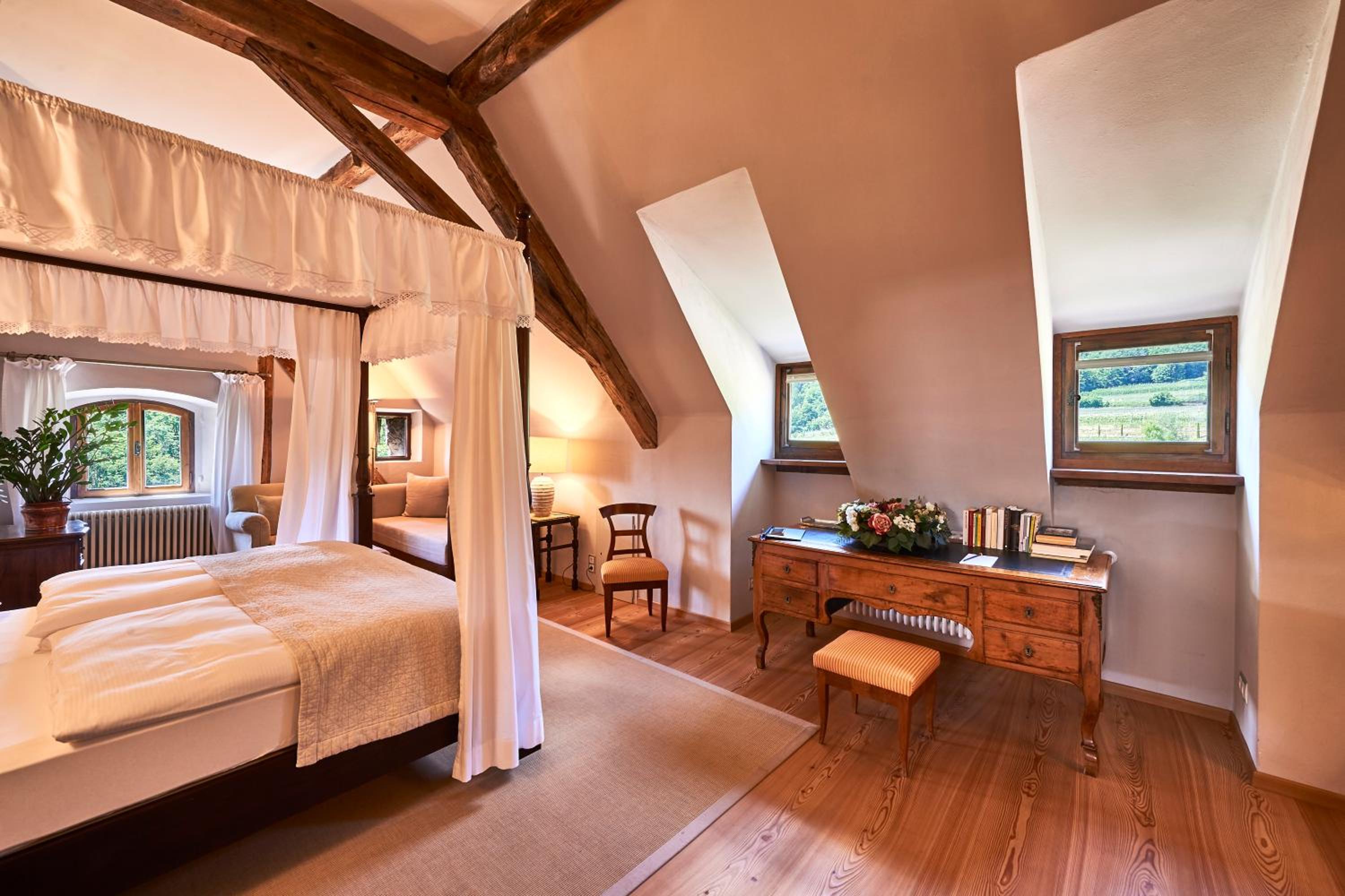 Junior Suite - Photo 1