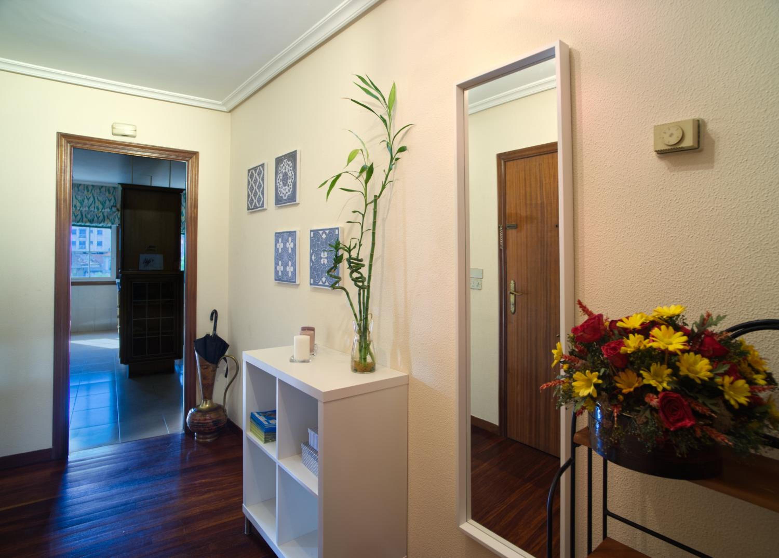 Three-Bedroom Apartment - Photo 10