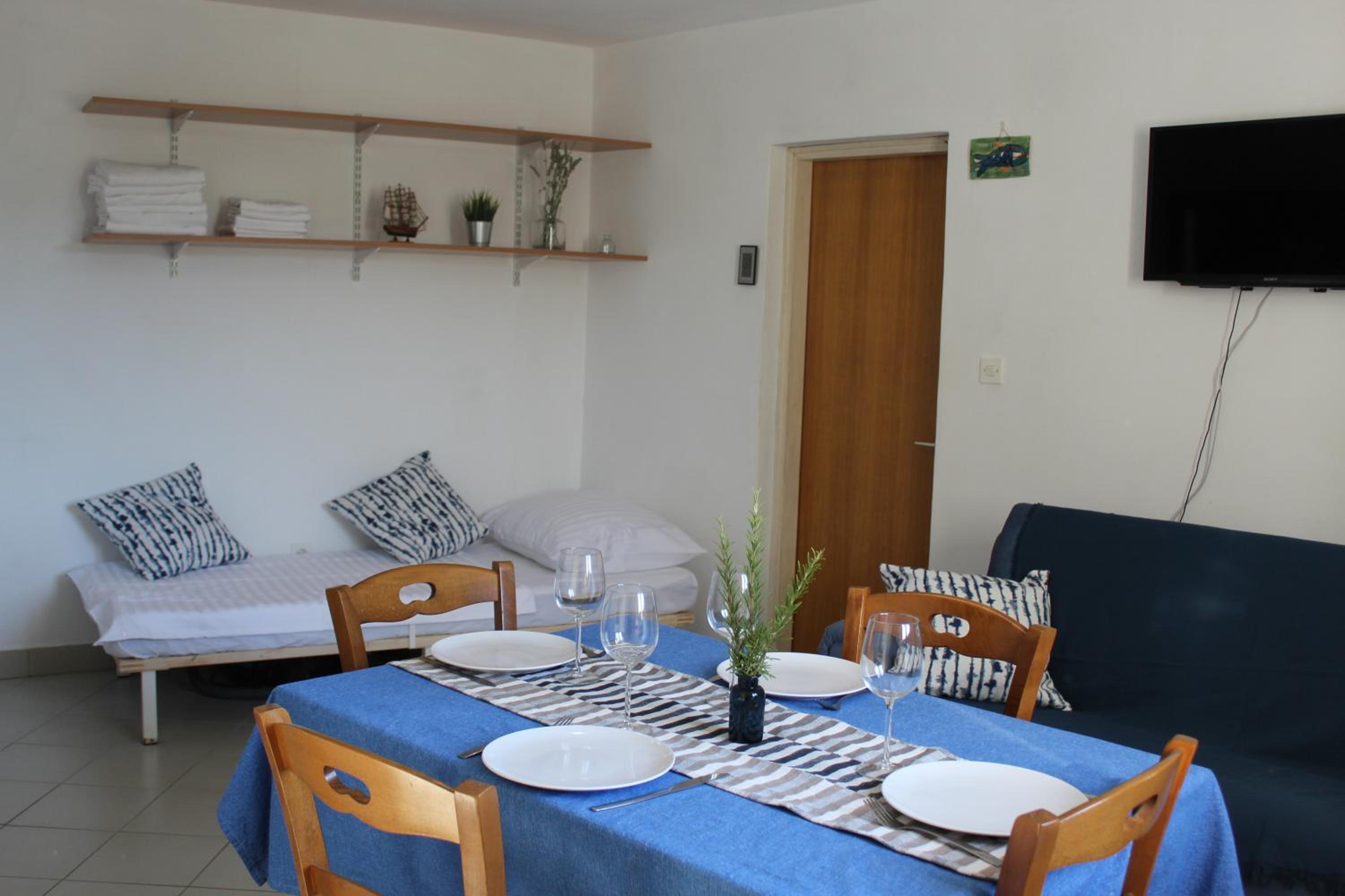 Apartment - Photo 22