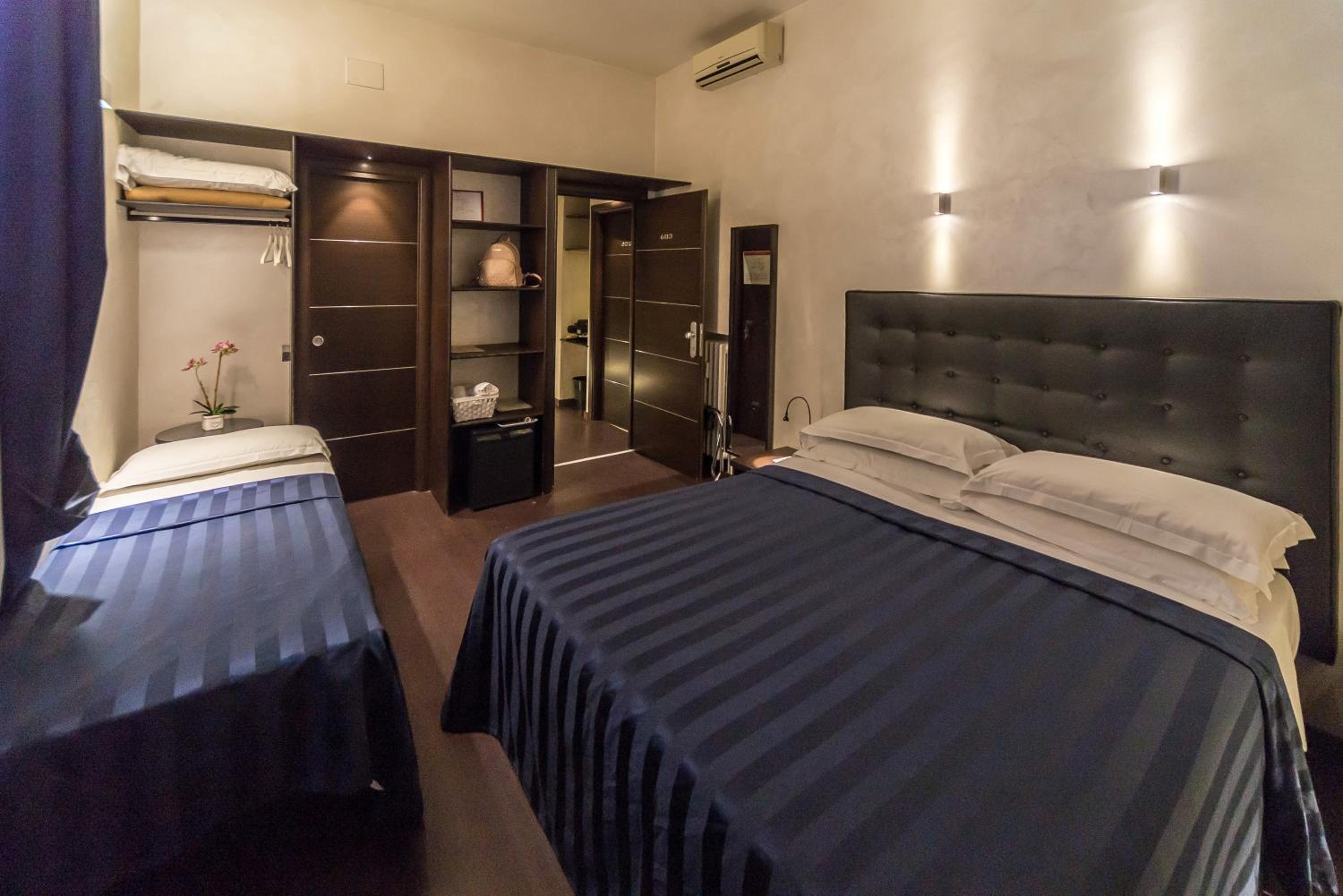 Double or Twin Room with Private Bathroom