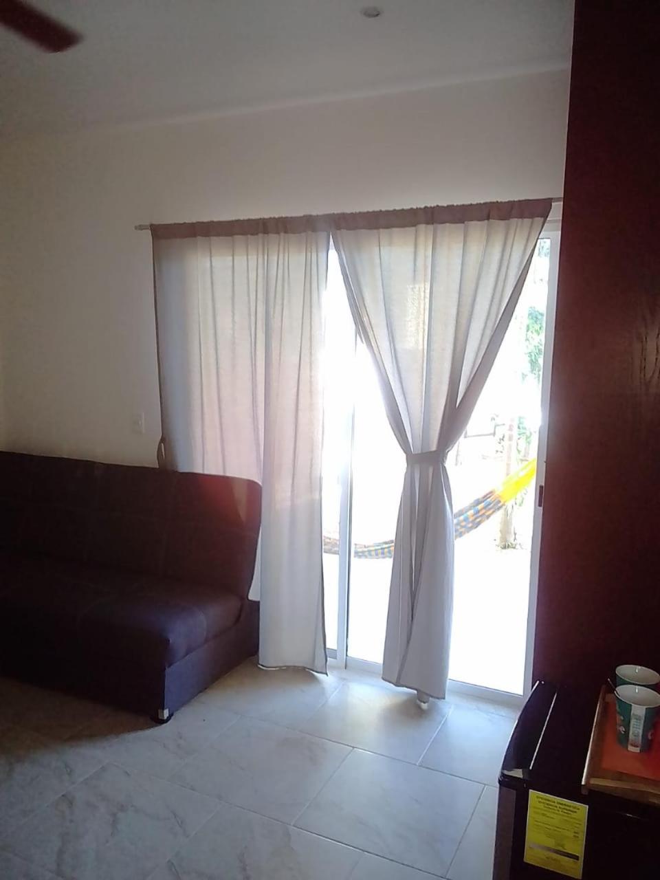 Standard Queen Room - Photo 5